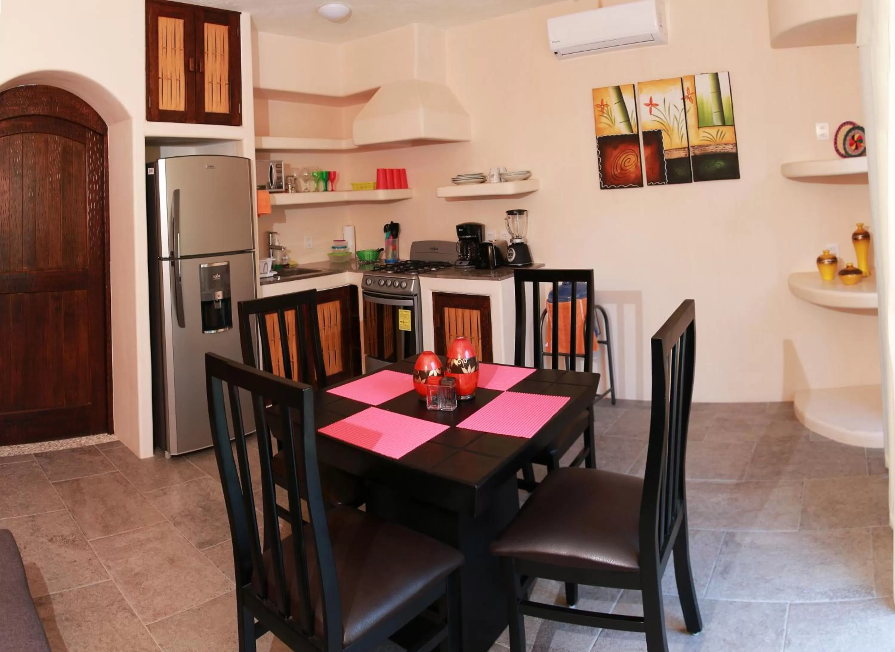 Kitchen or kitchenette in Ceiba Studios