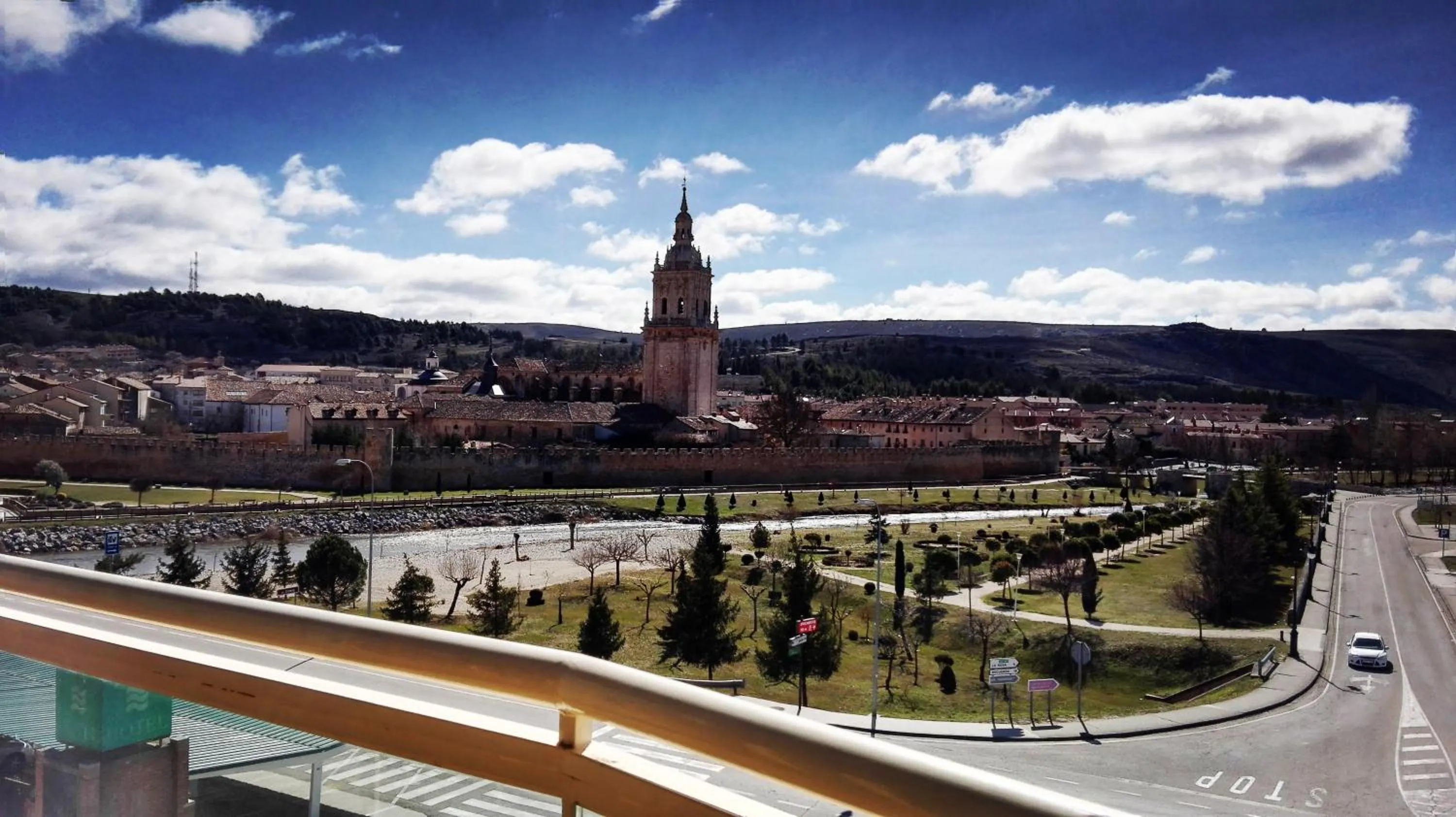 Balcony/Terrace in Hotel Spa Rio Ucero