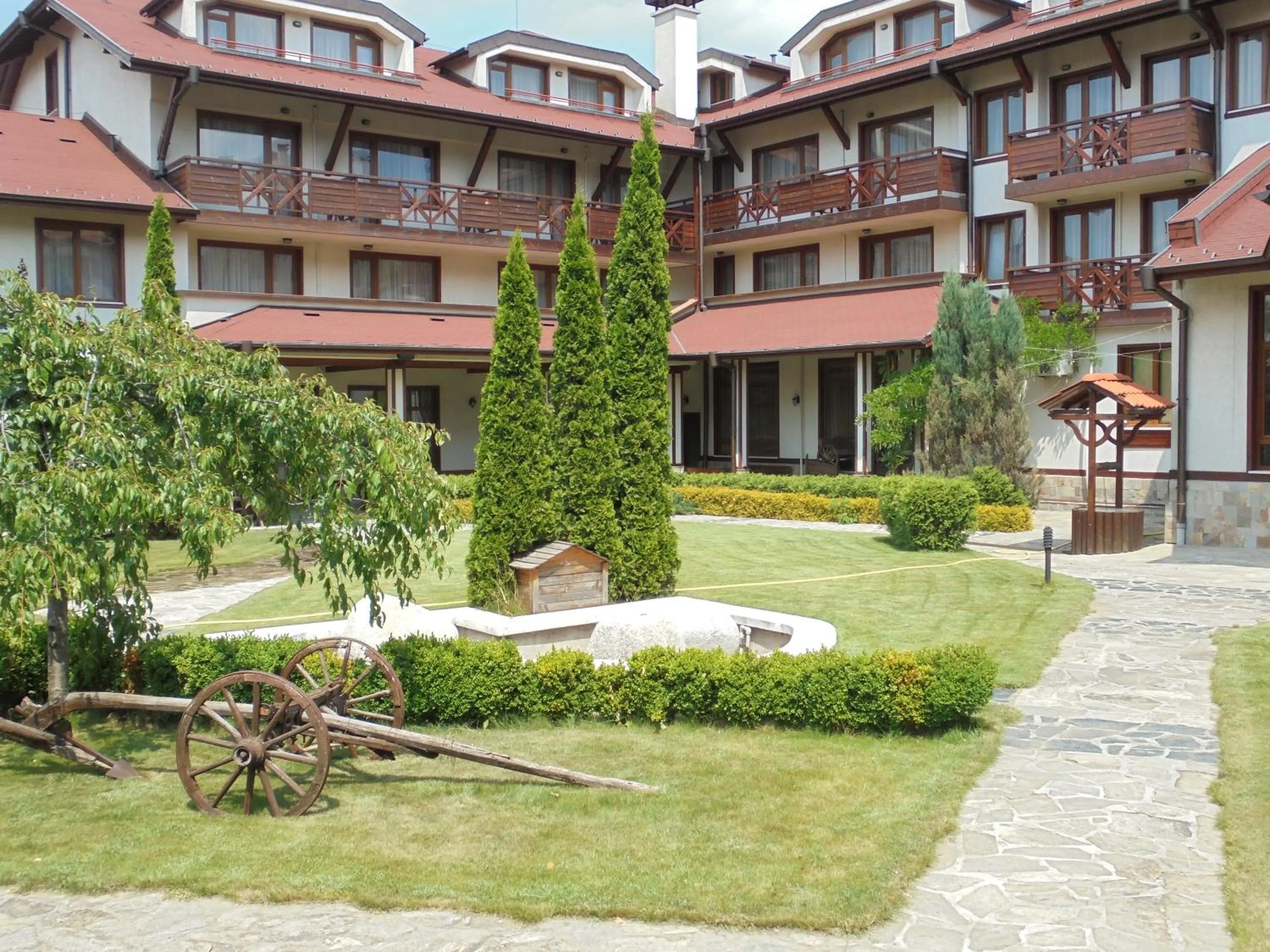 Property building in Evelina Palace Hotel