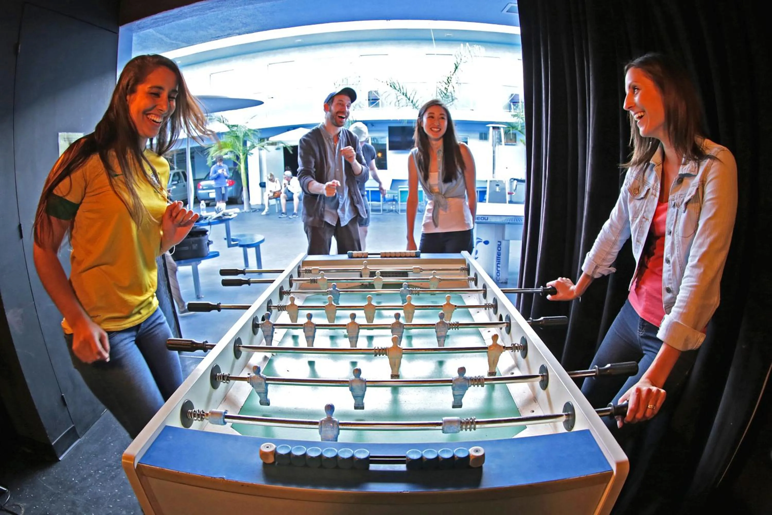 Sports in Banana Bungalow Hollywood Hotel & Hostel