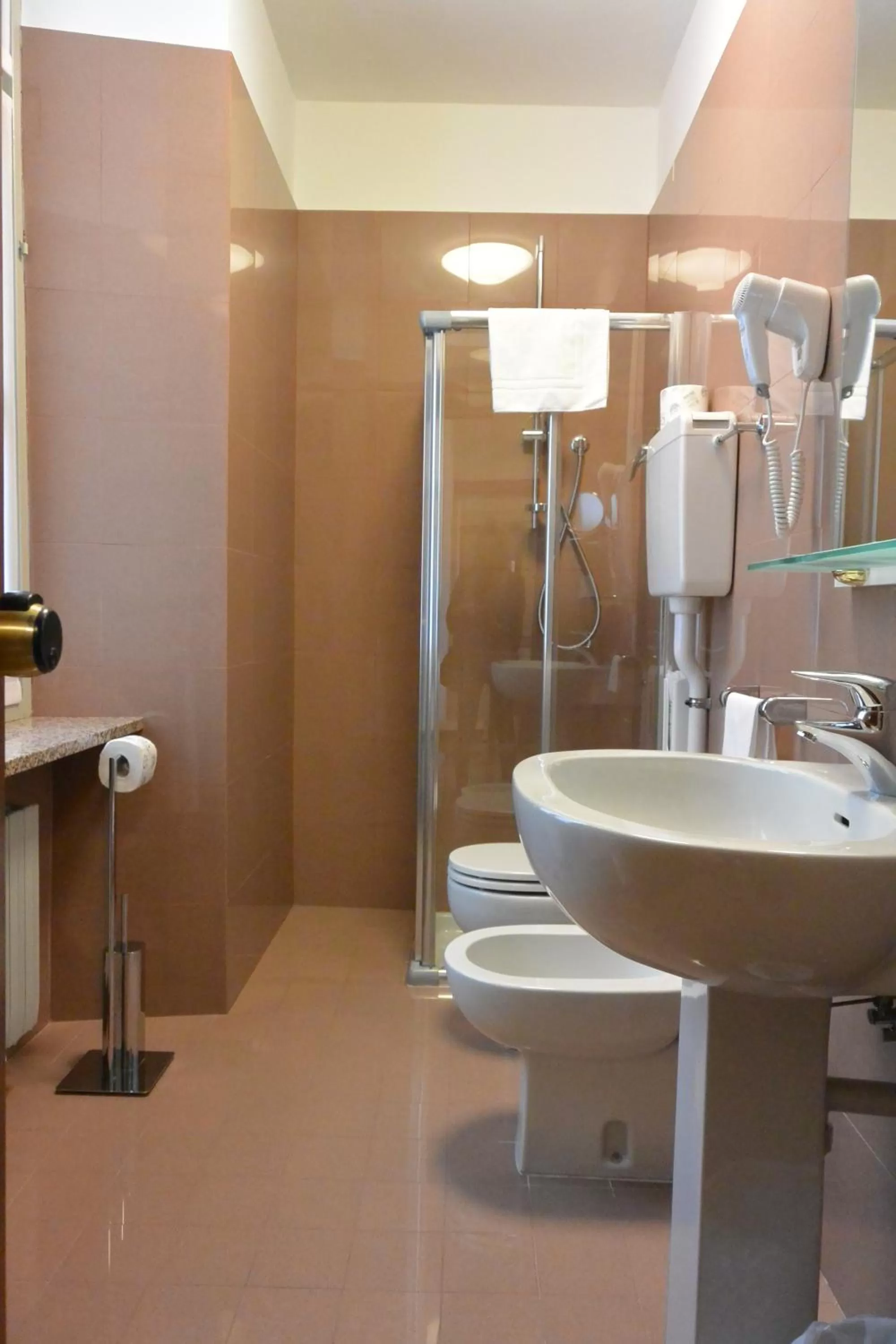 Bathroom in Le Petit Hotel