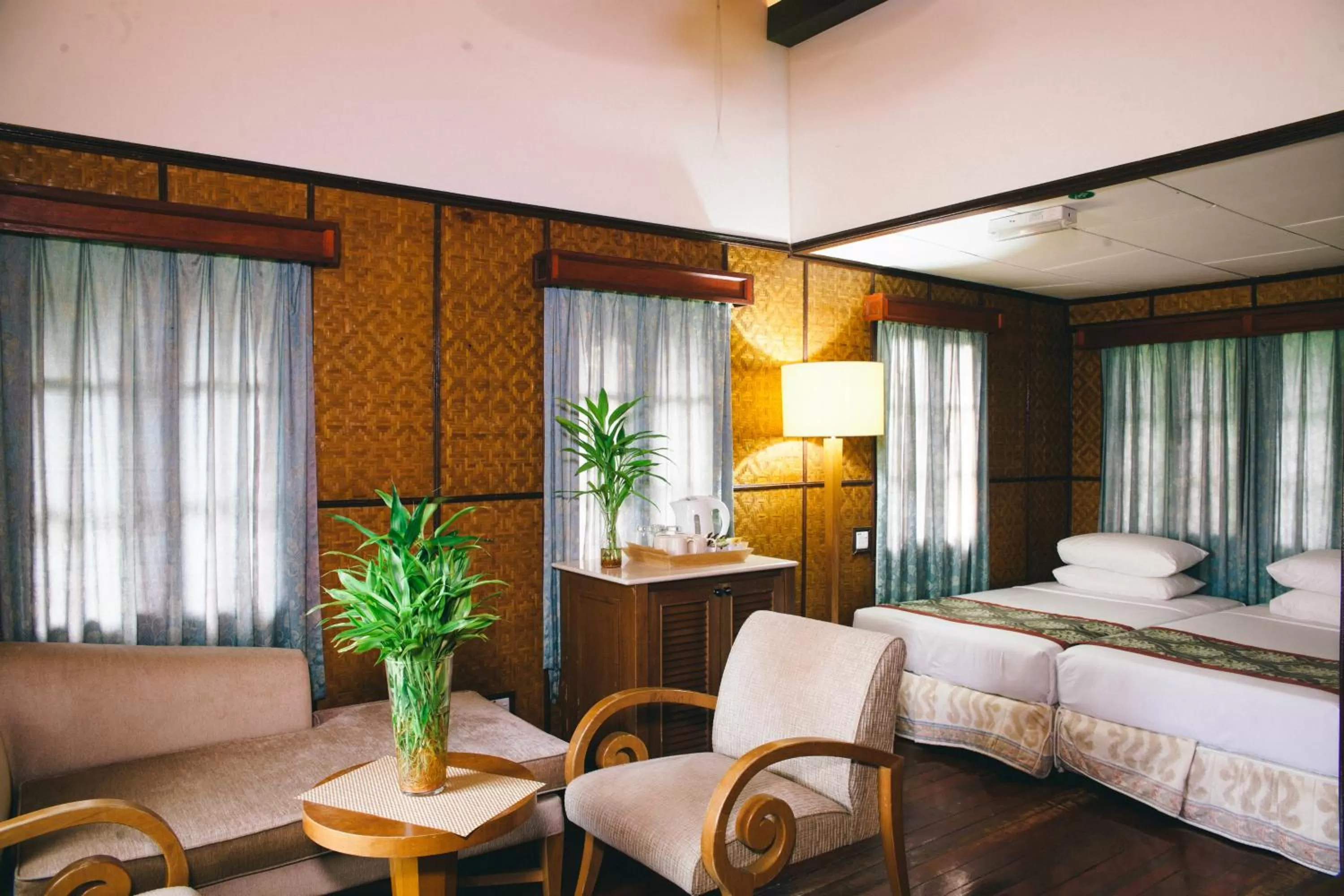 Photo of the whole room, Bed in Mutiara Taman Negara