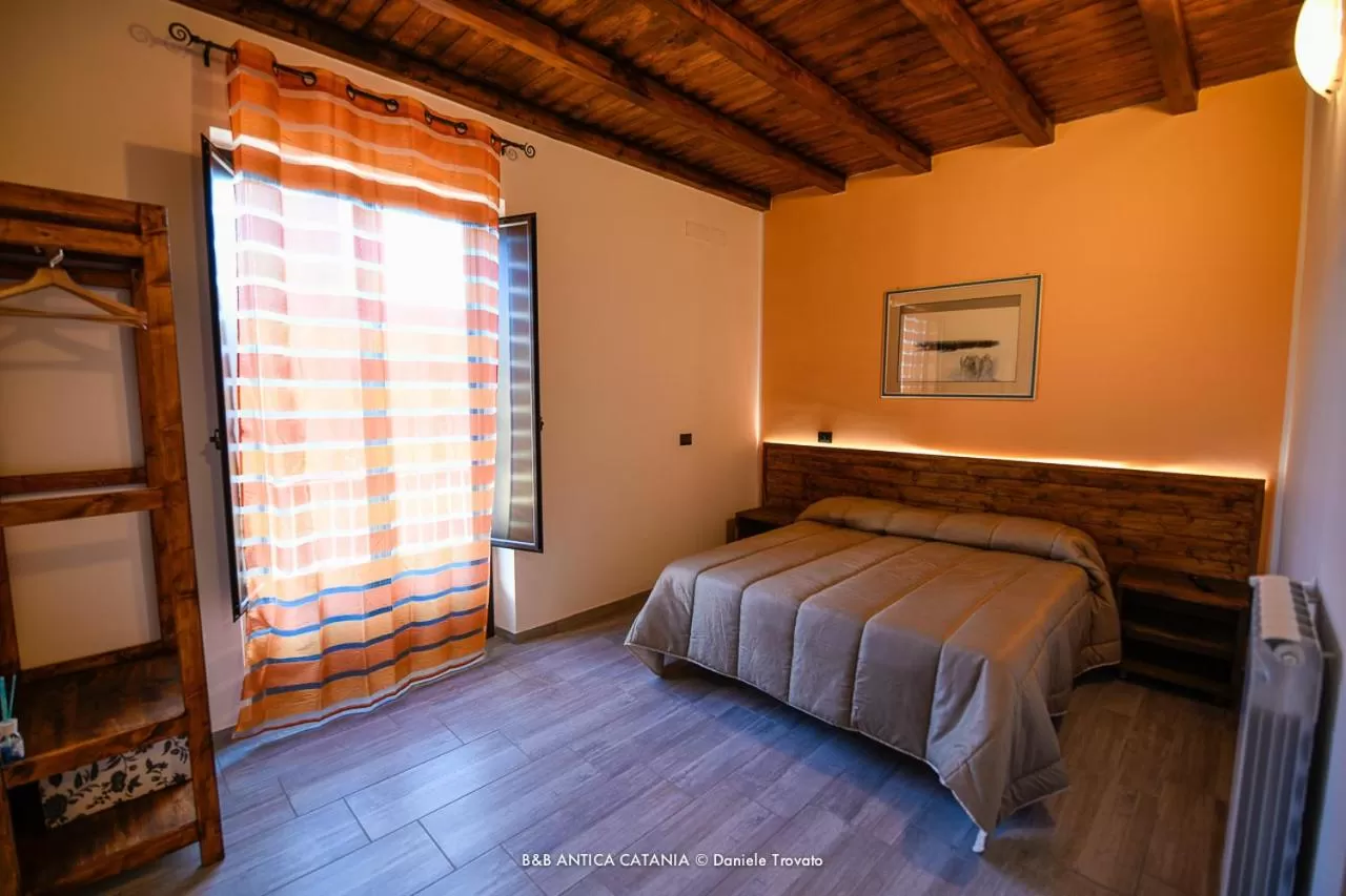 Bed in Antica Catania Accomodation