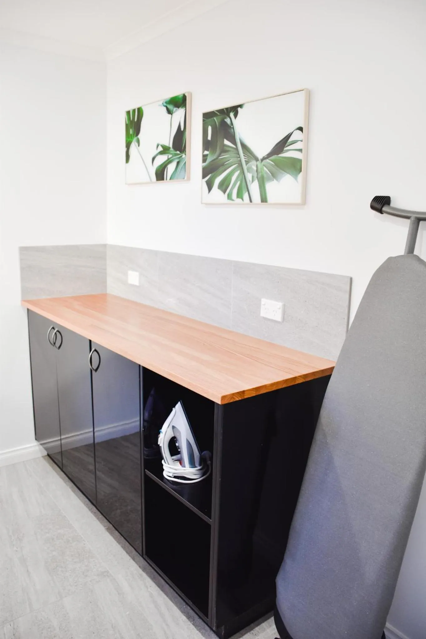 laundry in Eight Spence