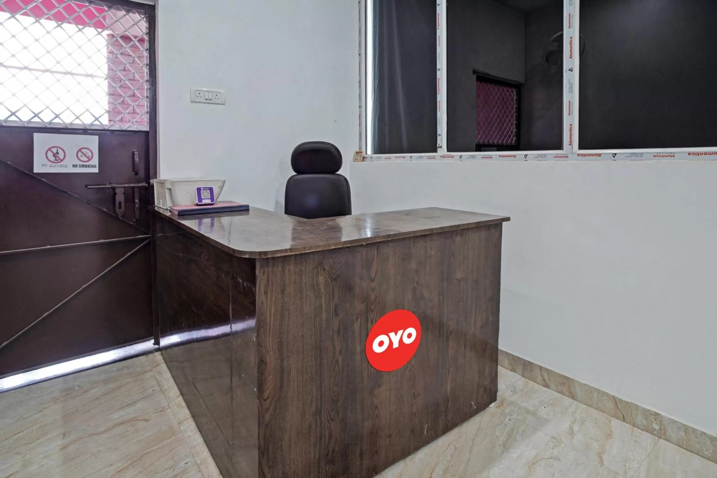 Lobby or reception in OYO Flagship Hotel Sun City