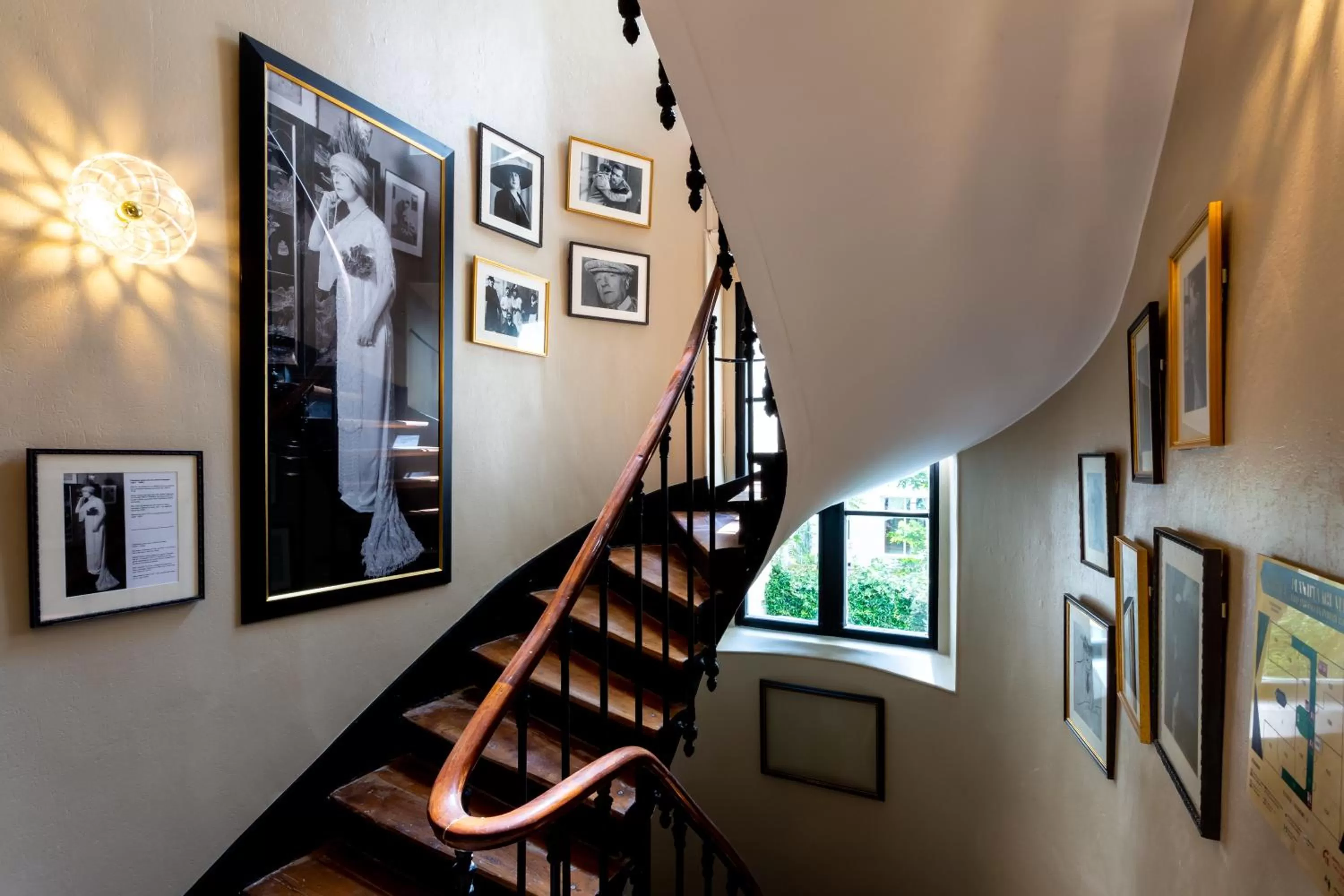 Decorative detail in Hotel Sacha