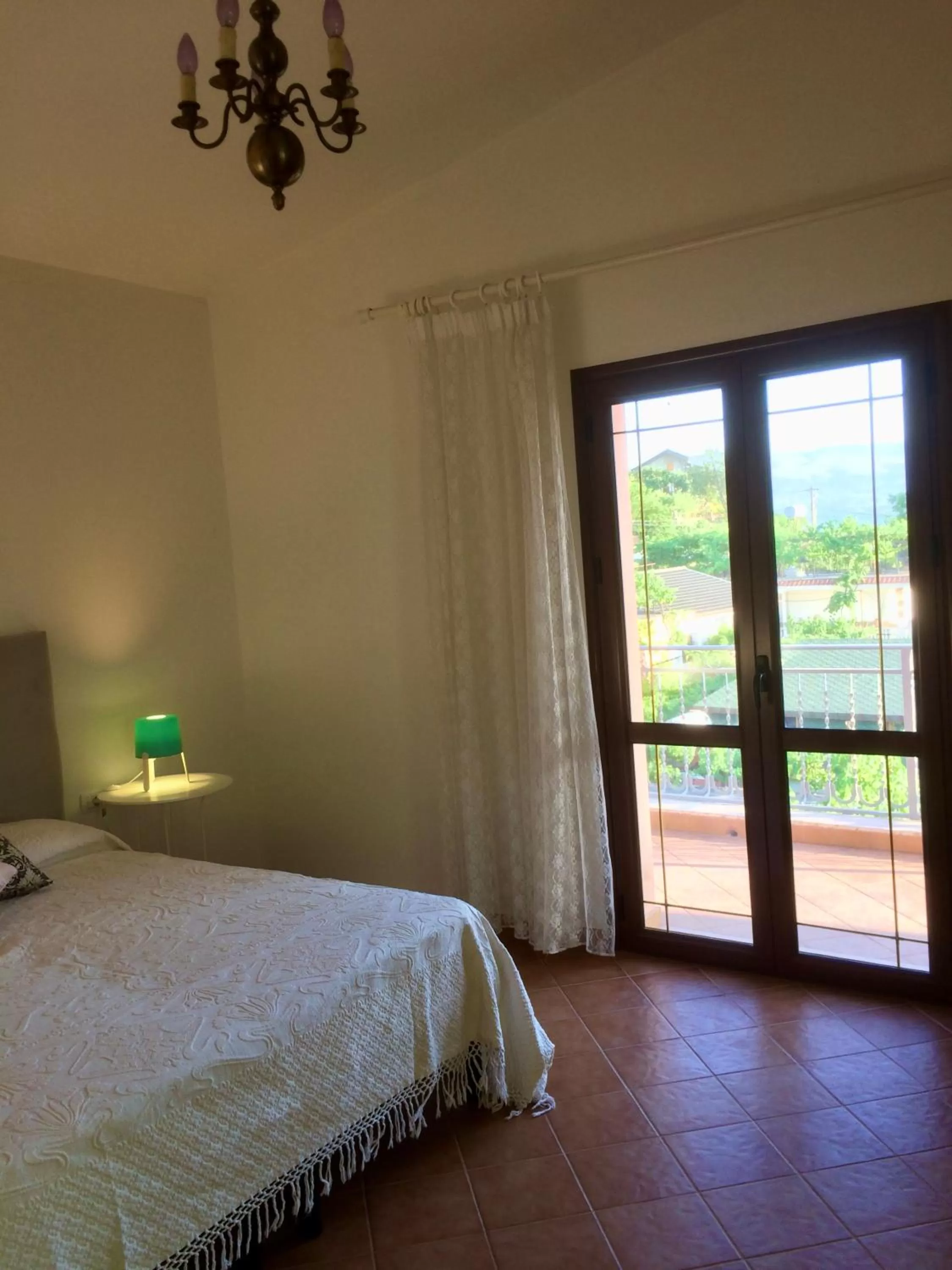 Balcony/Terrace, Bed in Guesthouse Villa Rosa Berat