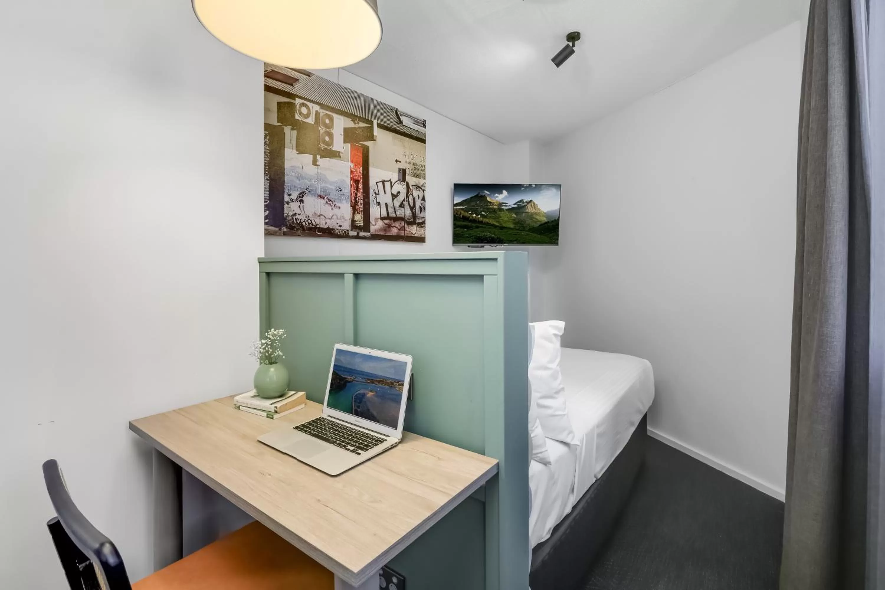 Bed in The Urban Newtown