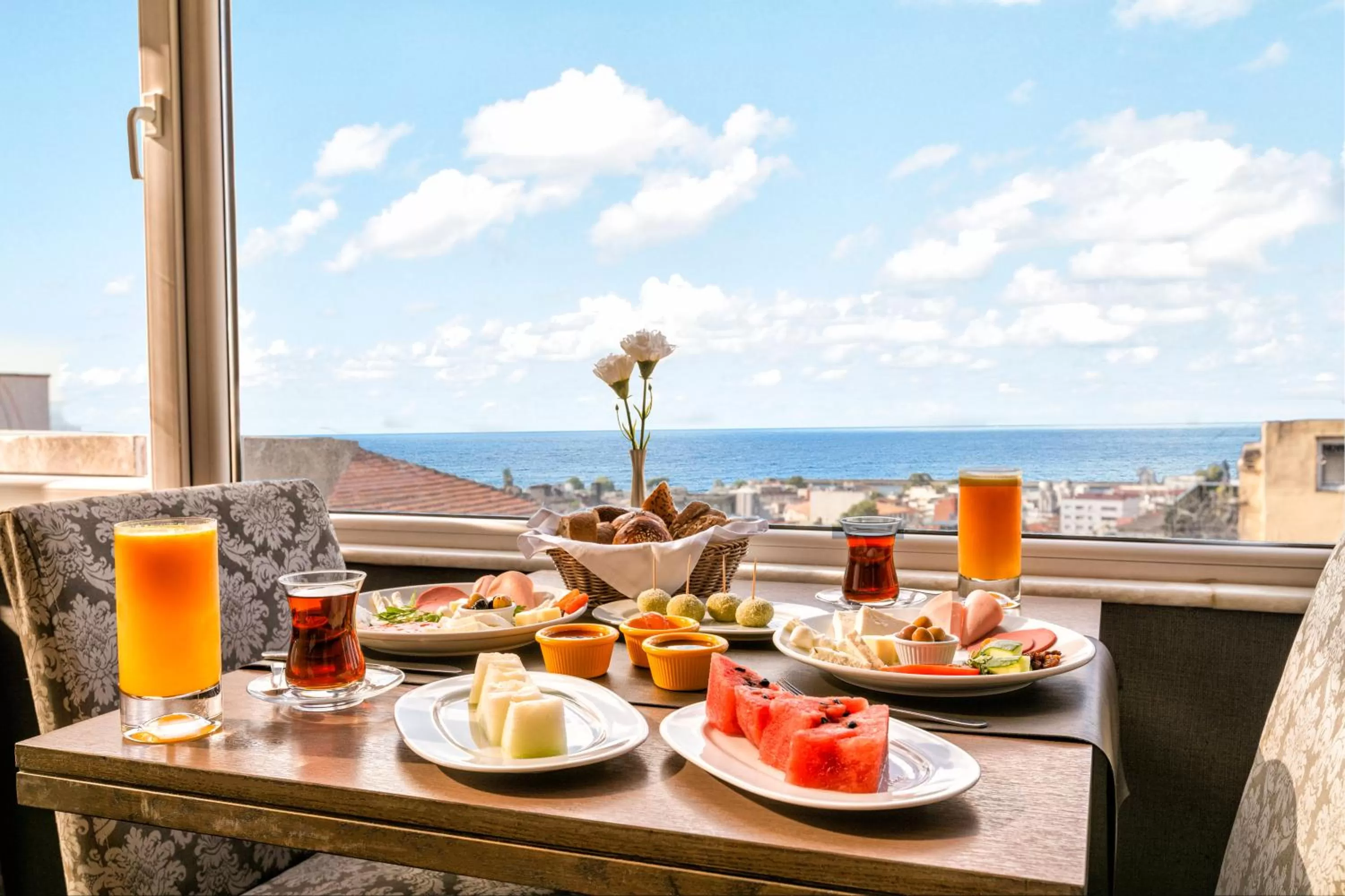 Food and drinks in Grand Beyazit Hotel Old City