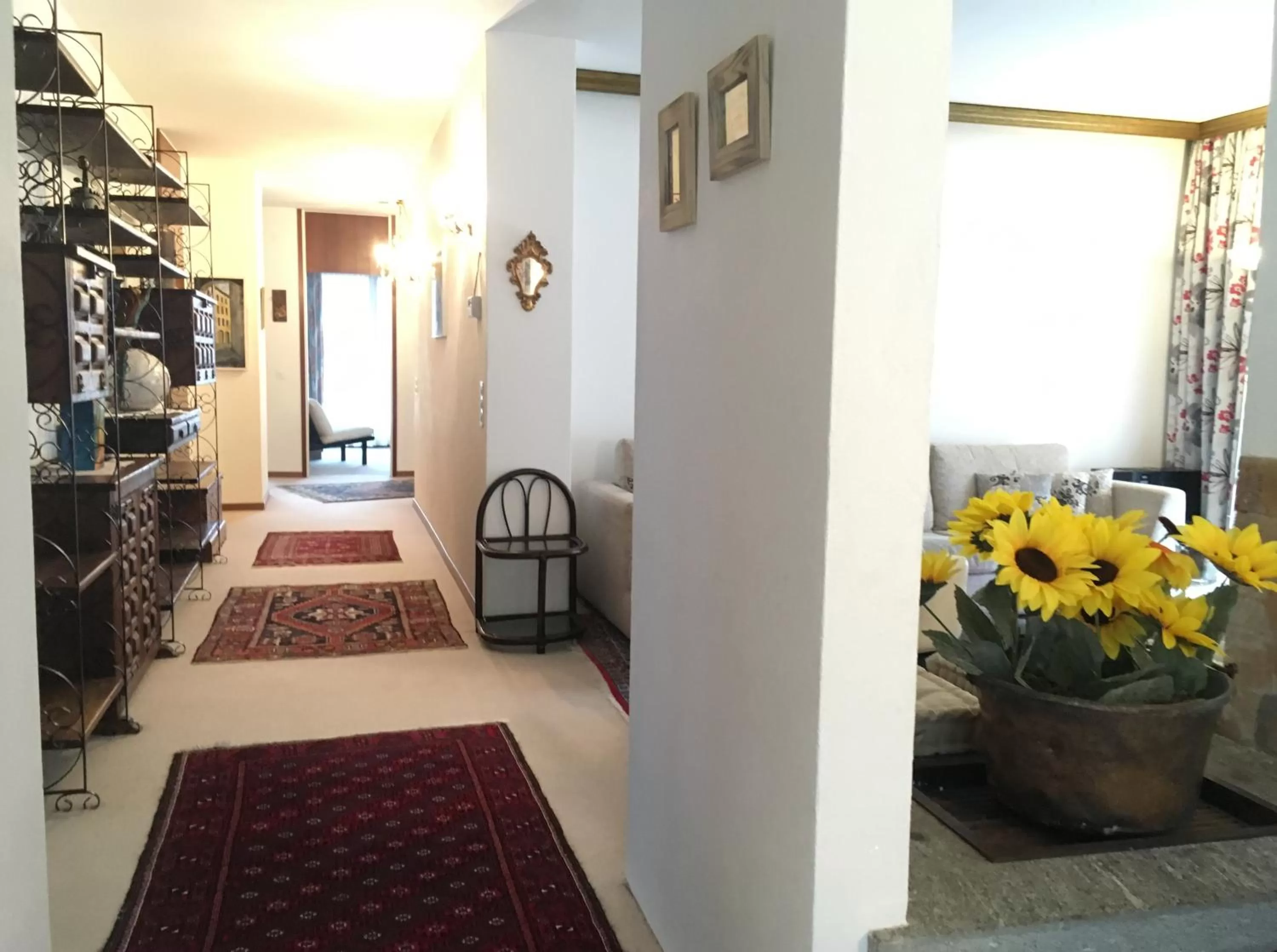 Library in Garni Villa Siesta Park