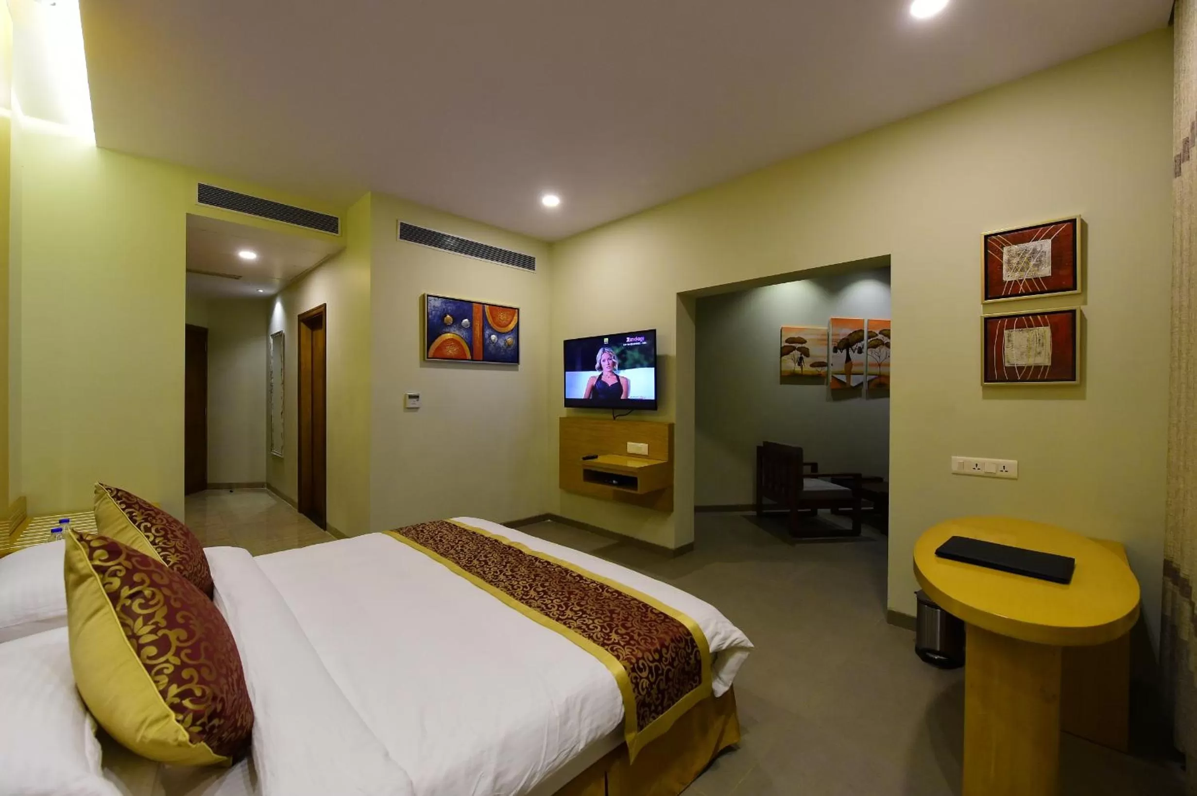 Bed in Hotel H - Sandhill Hotels Private Limited