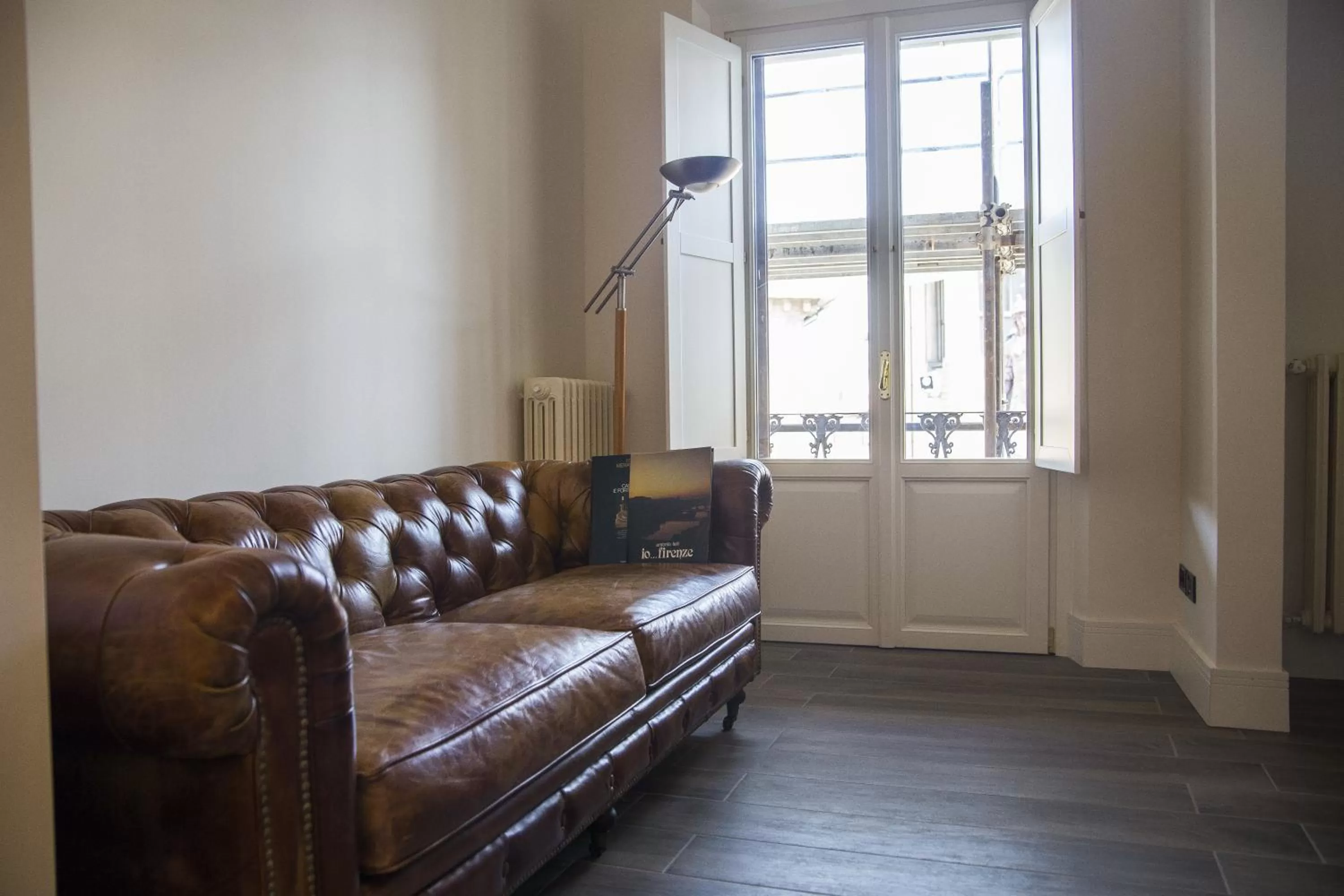 Communal lounge/ TV room in Tornabuoni View