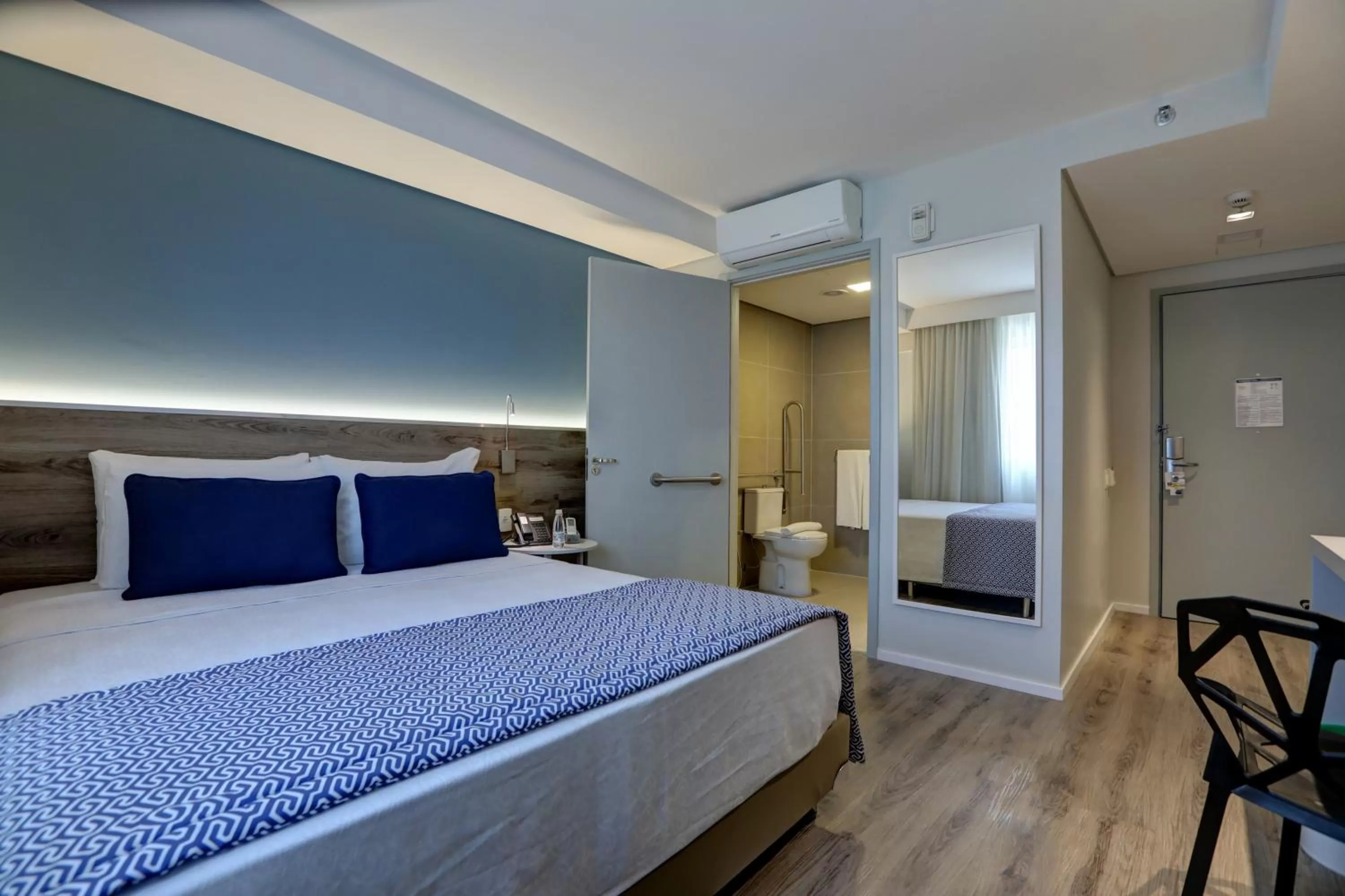 Bed in Comfort Hotel Guarulhos Aeroporto