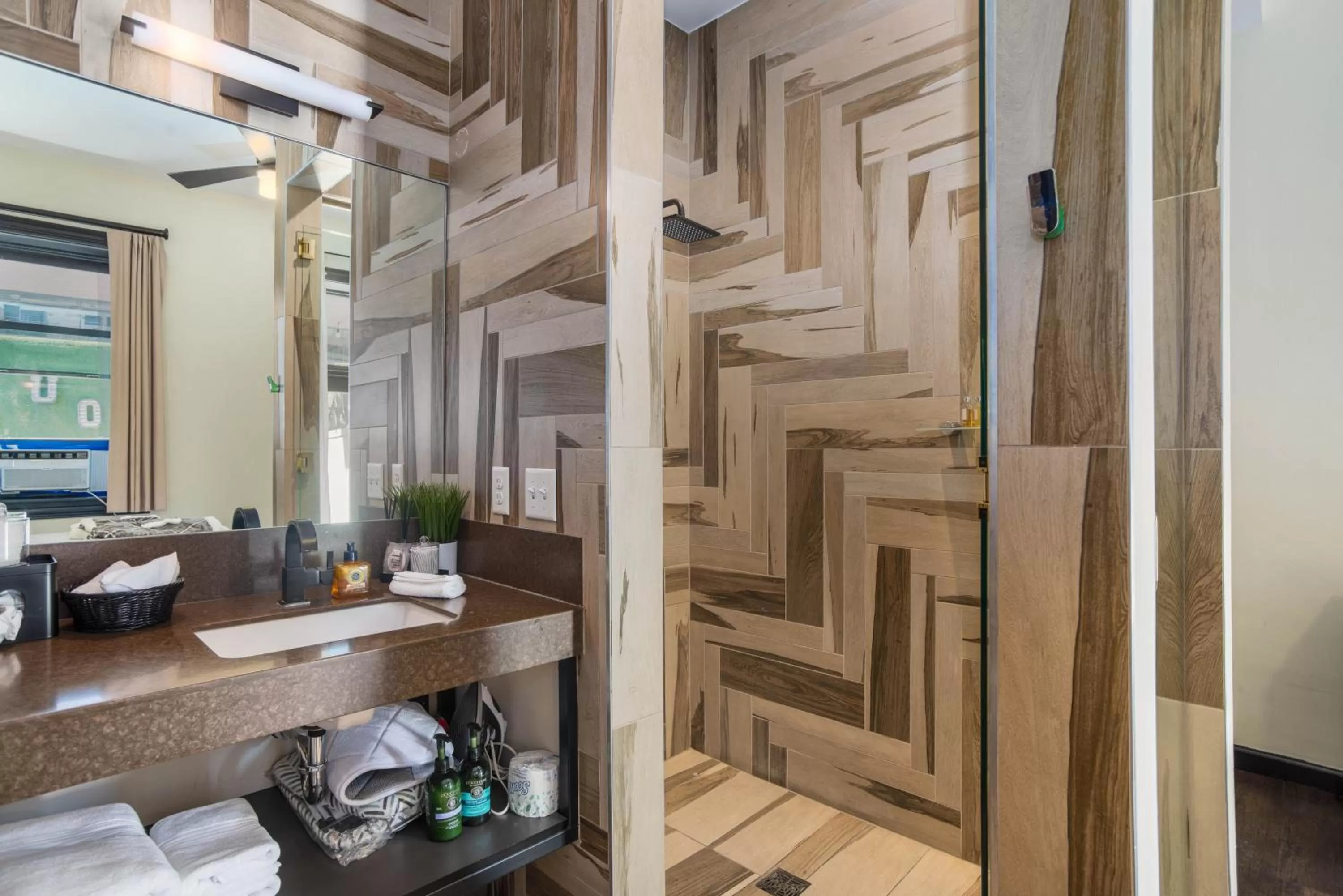 Bathroom in Good Hotels Downtown Denver