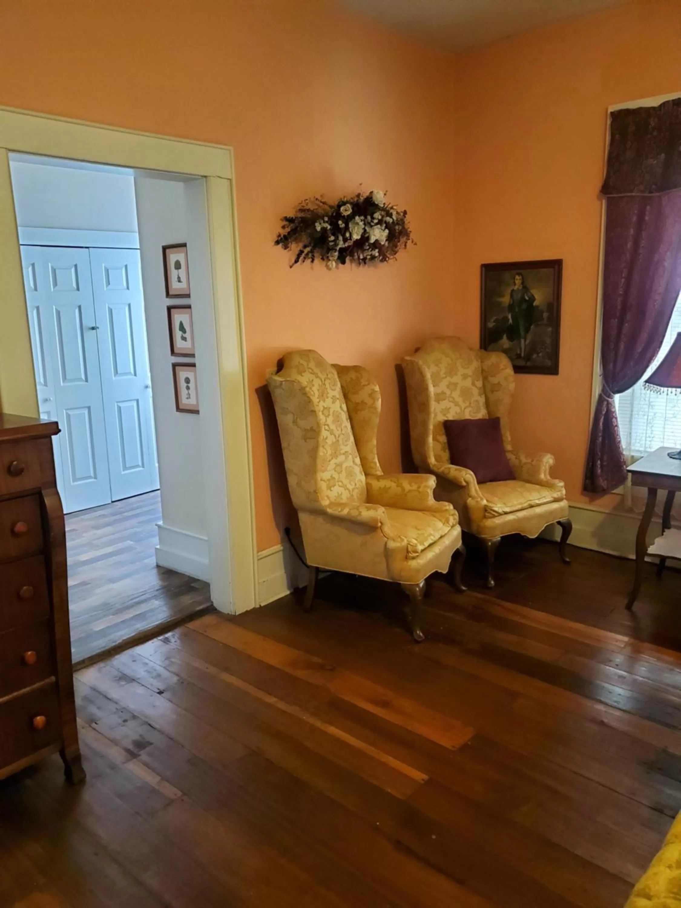 Seating Area in Hall Place B&B
