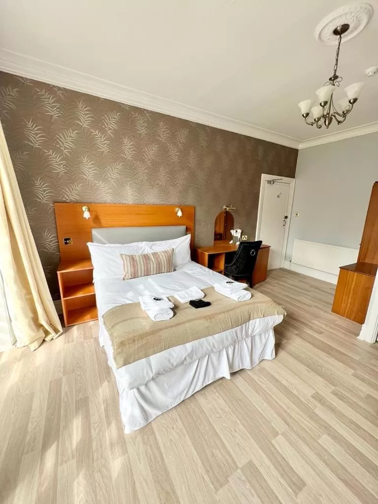 Bed in The Silver How