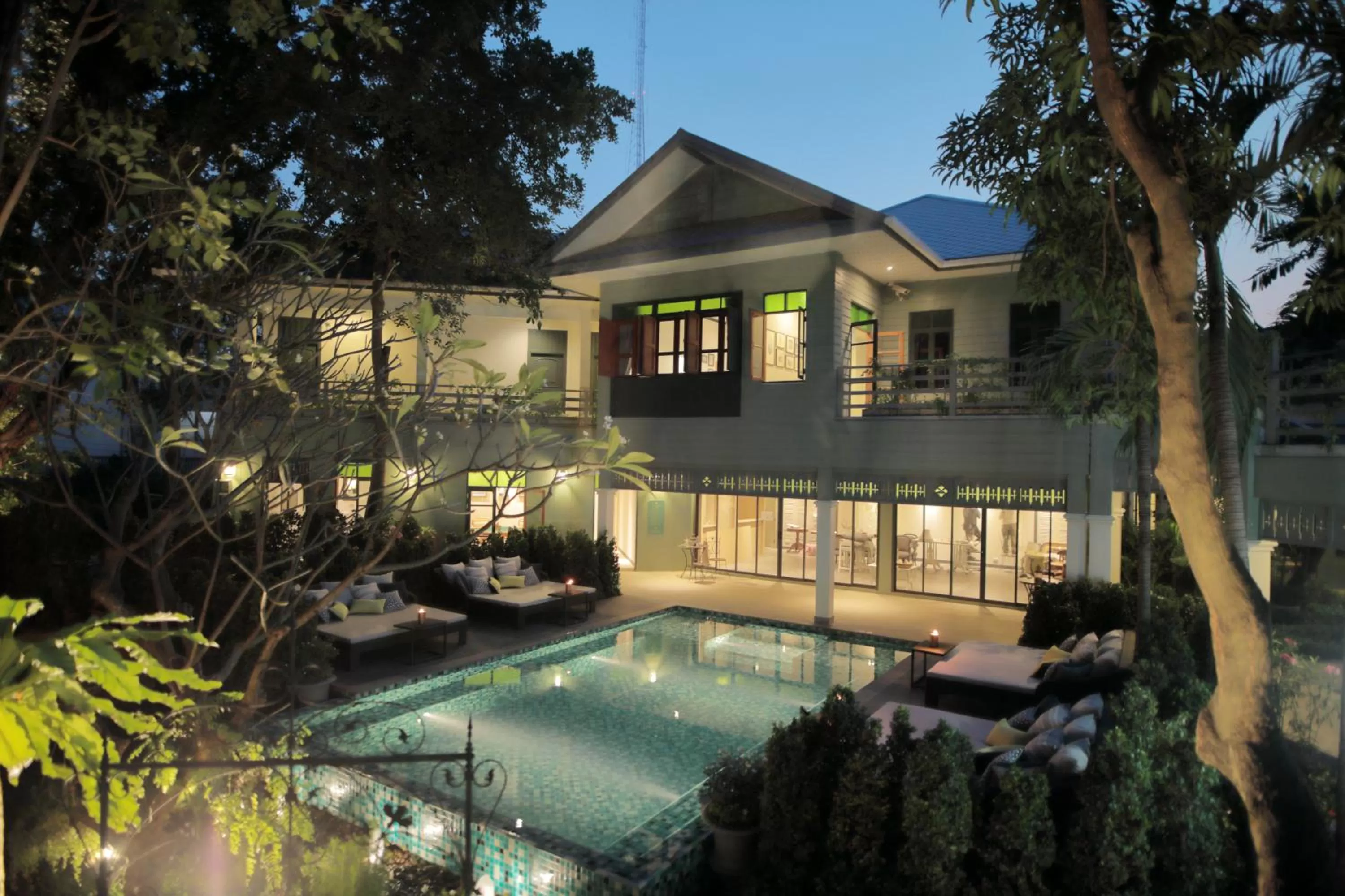 Swimming pool in The Raweekanlaya Bangkok Wellness Cuisine Resort