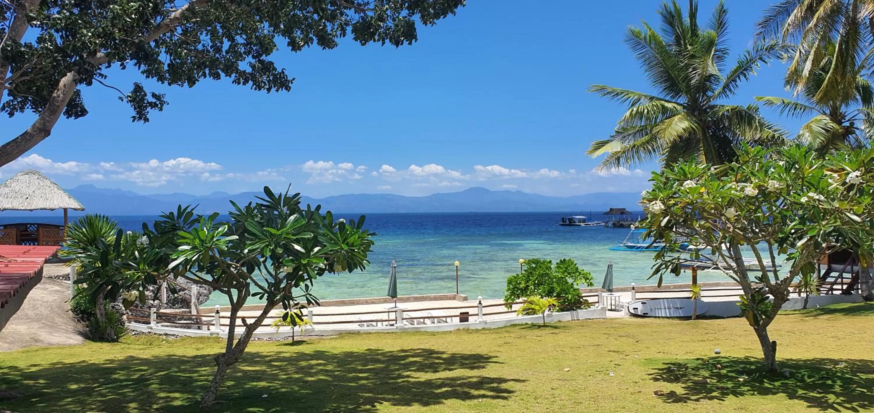 Garden in Tauig Beach Resort
