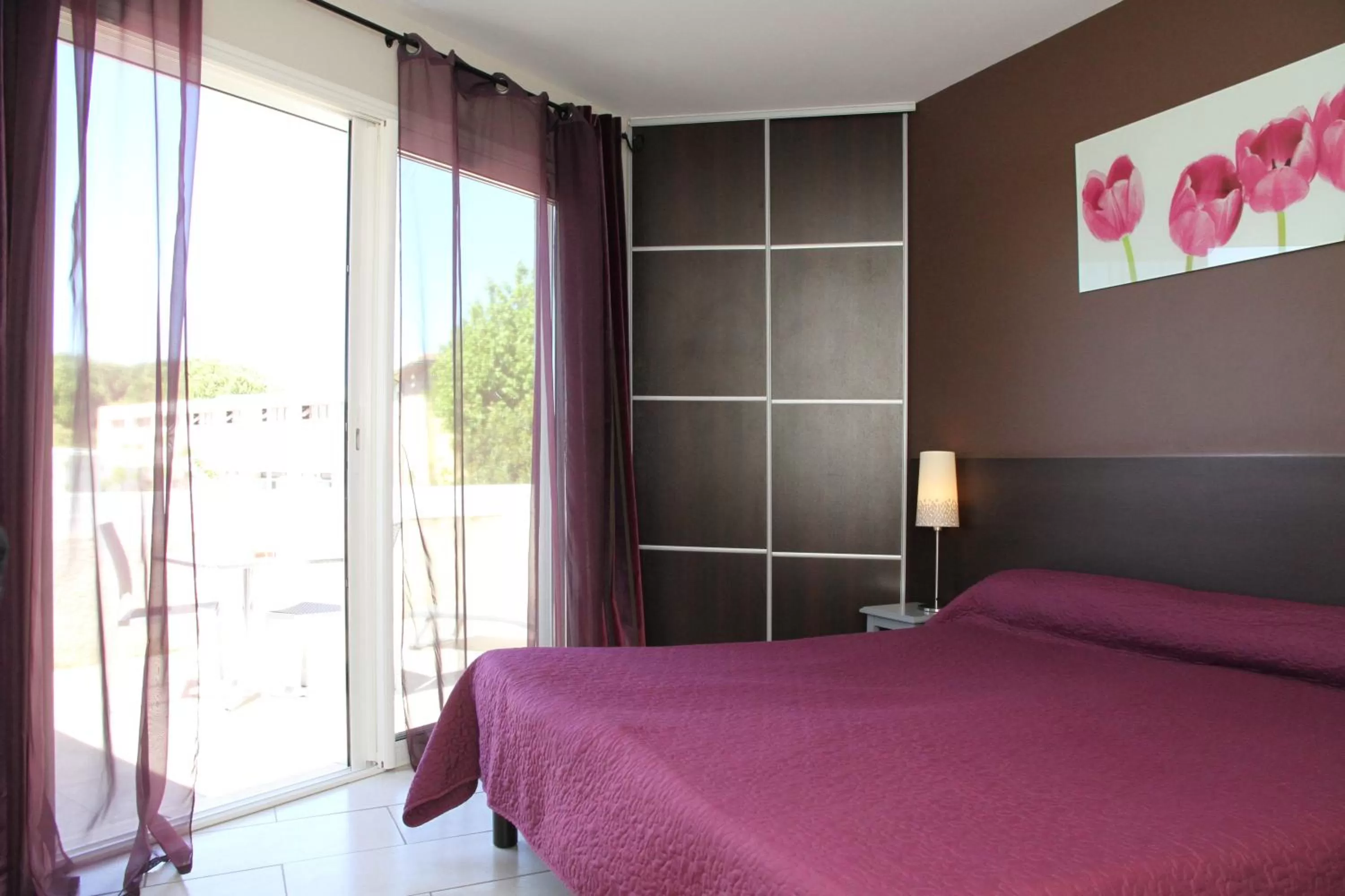 Bedroom, Bed in Hotel Saint Germain