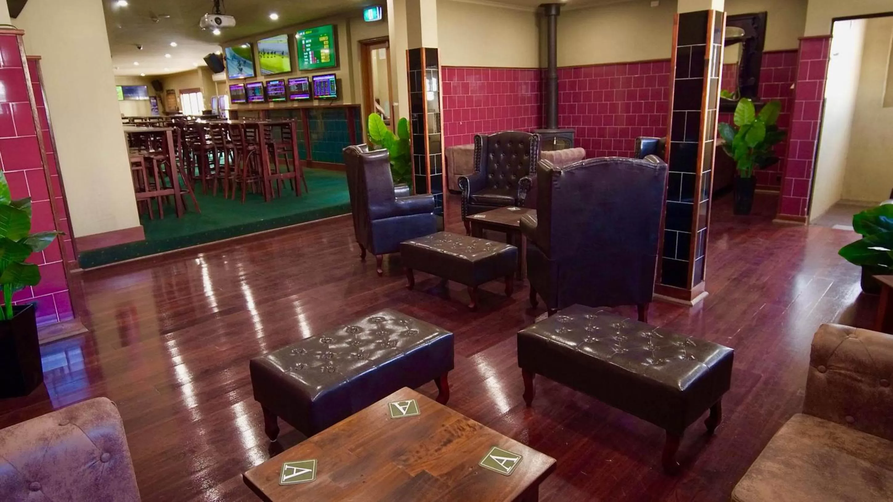 Lounge or bar in Argyle Hotel Southern Highlands
