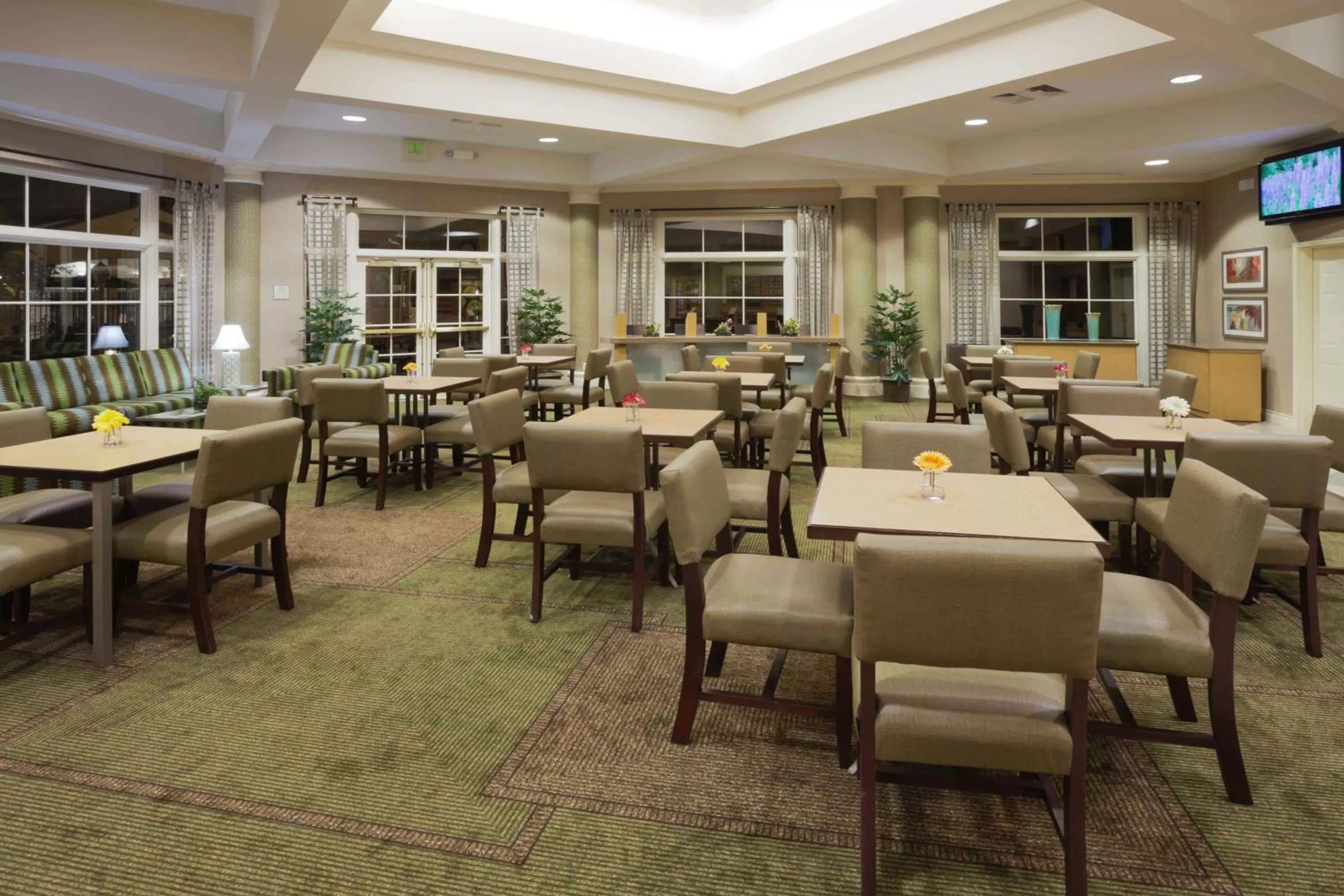 Lobby or reception in La Quinta by Wyndham Salt Lake City Airport