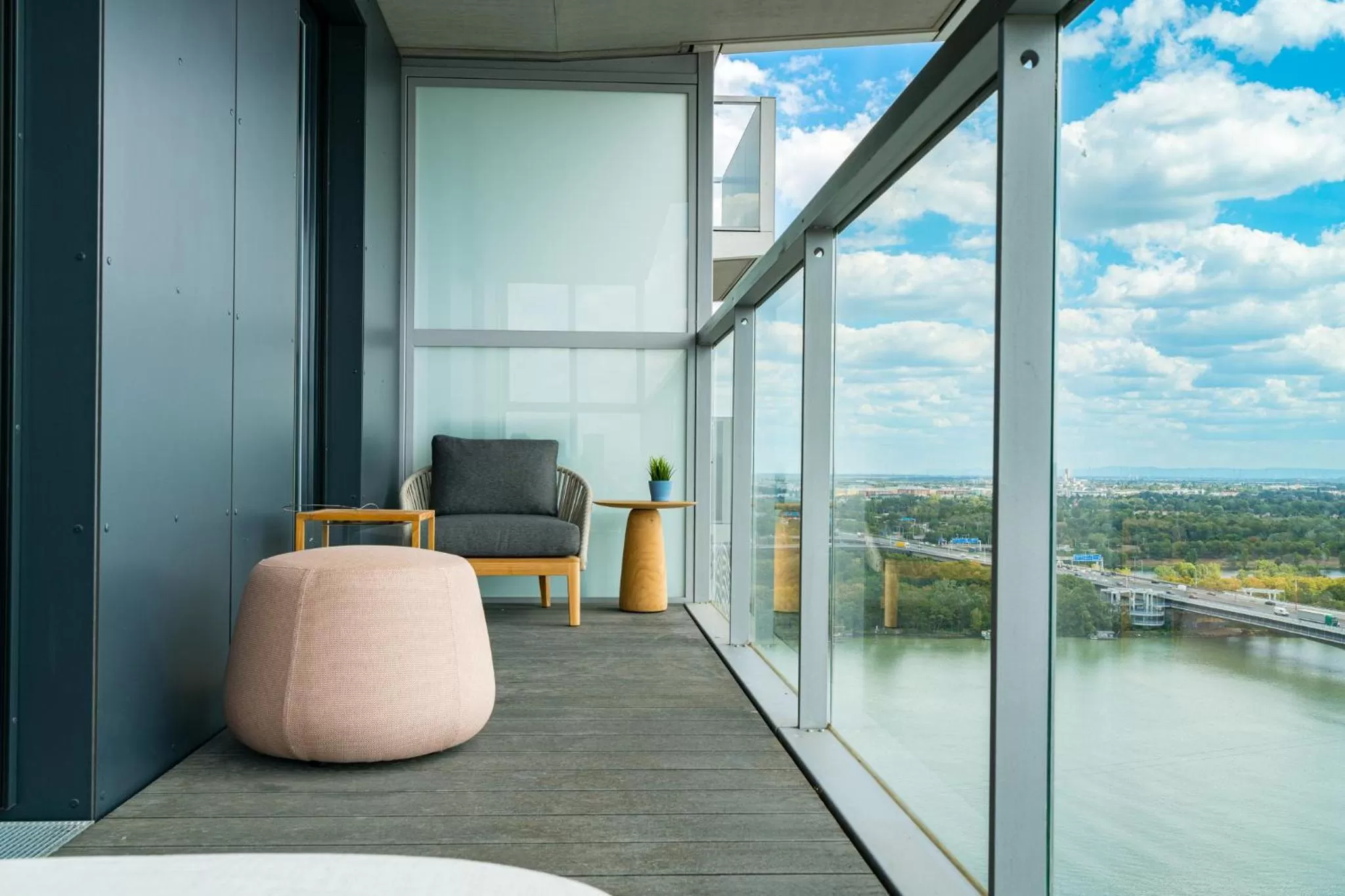 Vienna Residence, Marina Tower - Danube