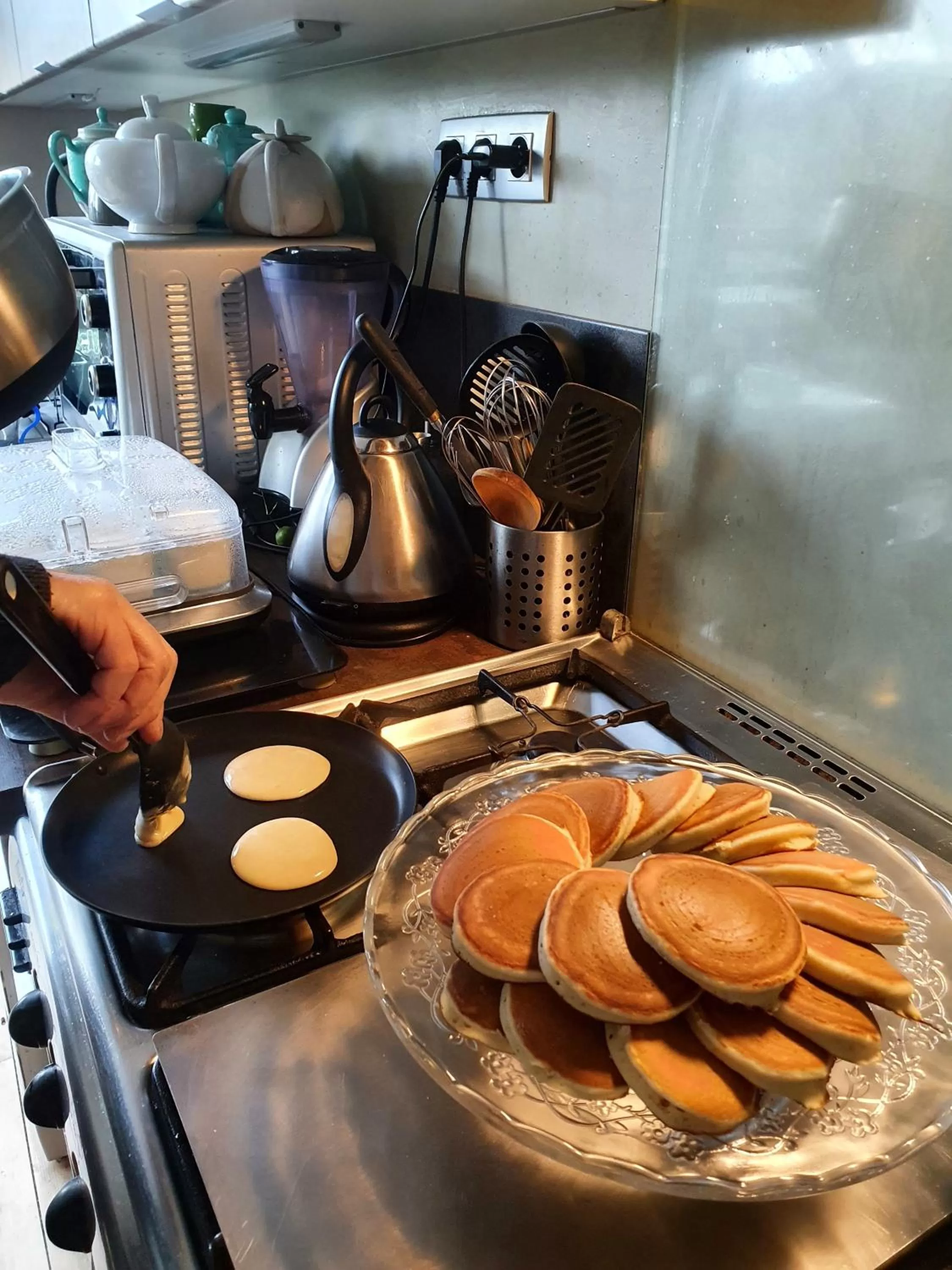 Food and drinks, Kitchen/Kitchenette in Chambres d'hôtes Le Bois Des Frênes