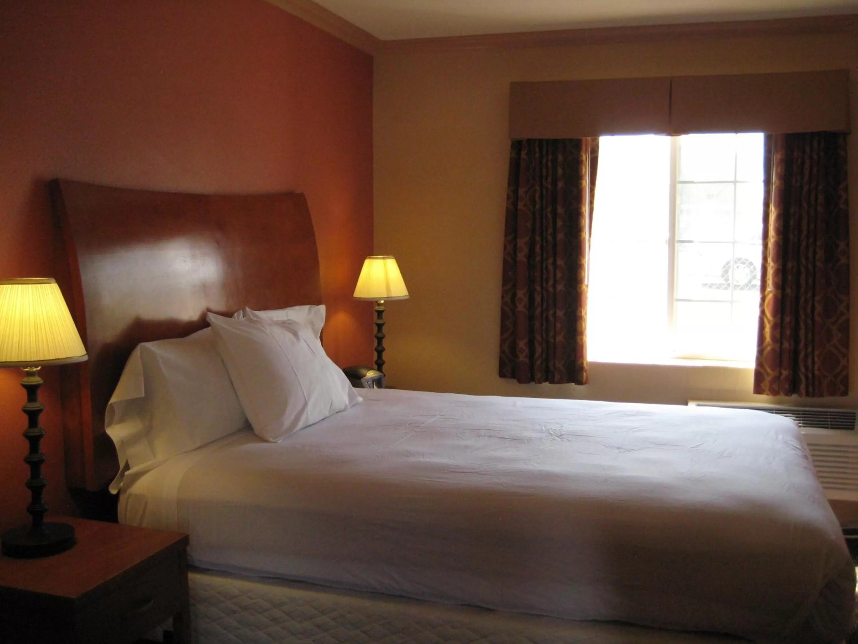 Standard Double Suite in Americas Best Value Inn - Porterville