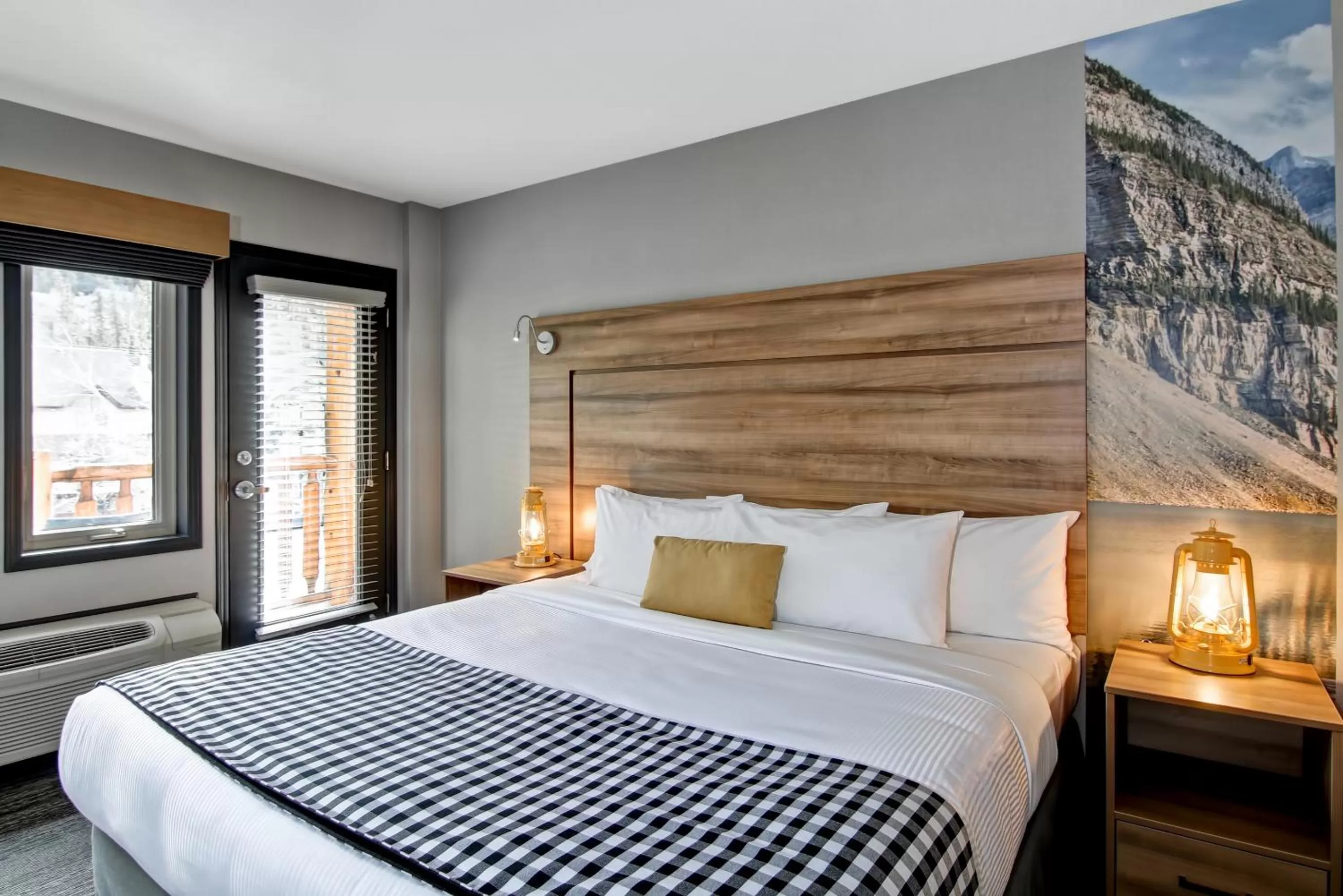 Bed in Canalta Lodge