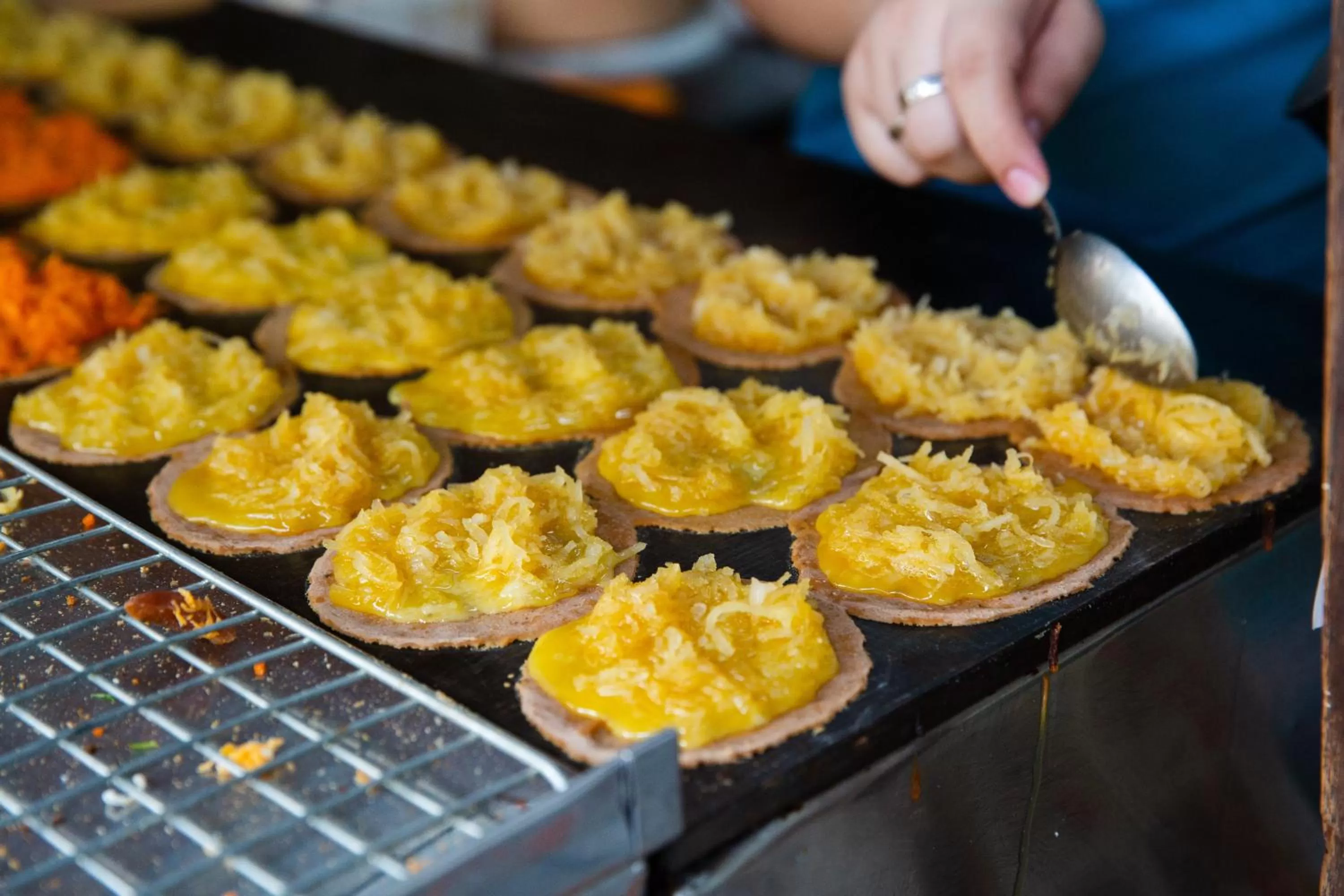 Restaurant/places to eat in Nappiness Hotel