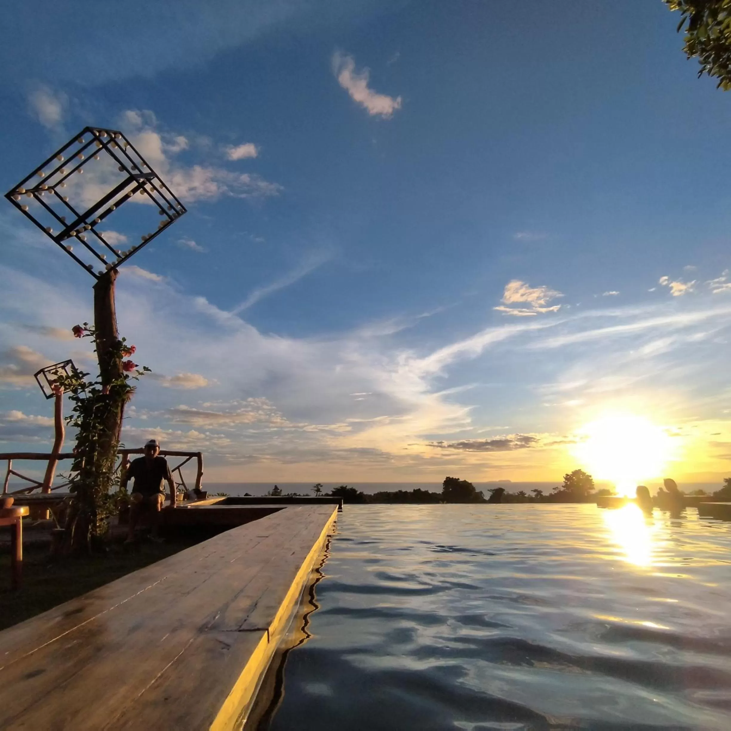 Swimming pool in Nakabalo Guesthouse & Restaurant
