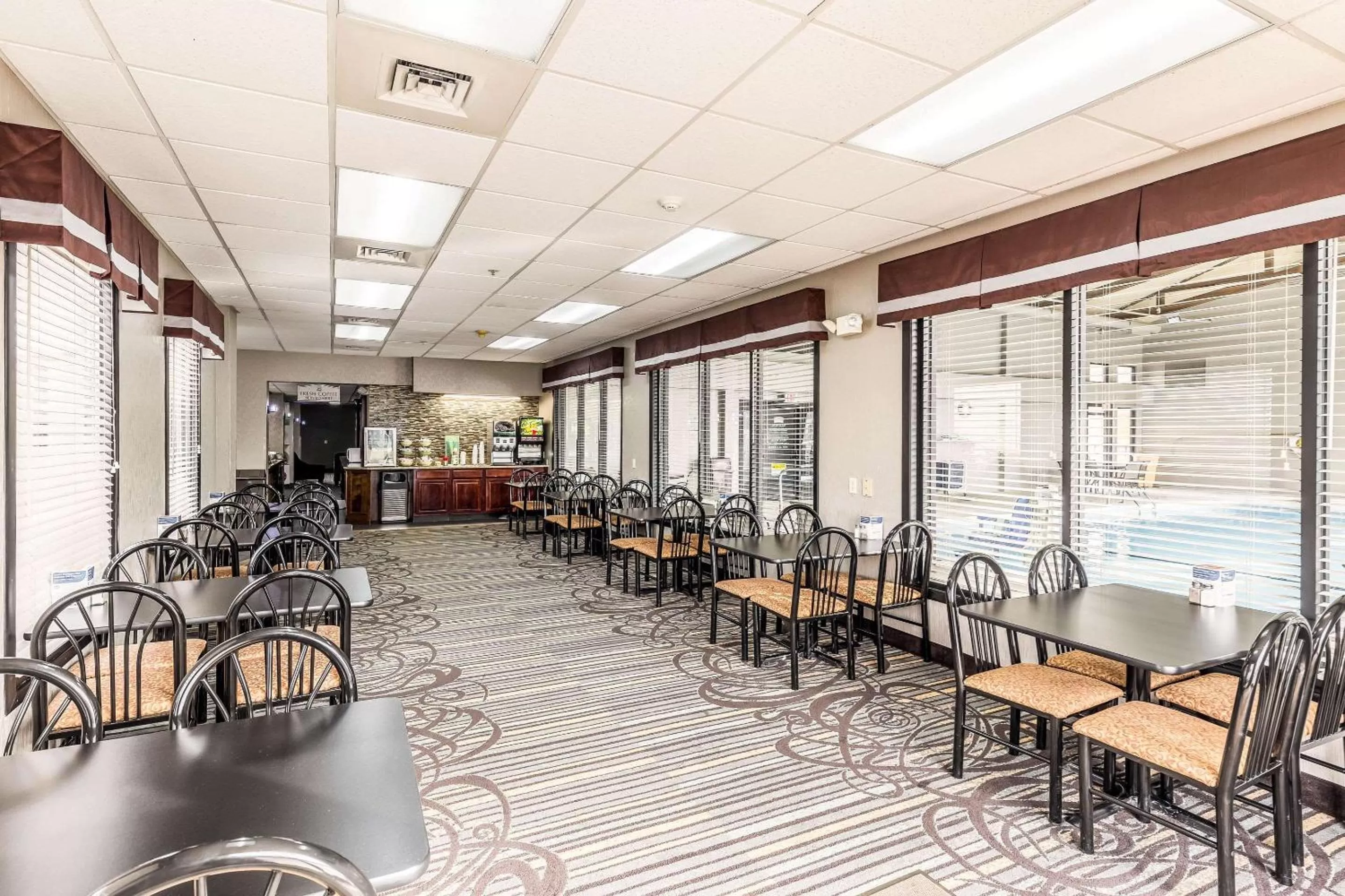 Restaurant/places to eat in Quality Inn West Plains