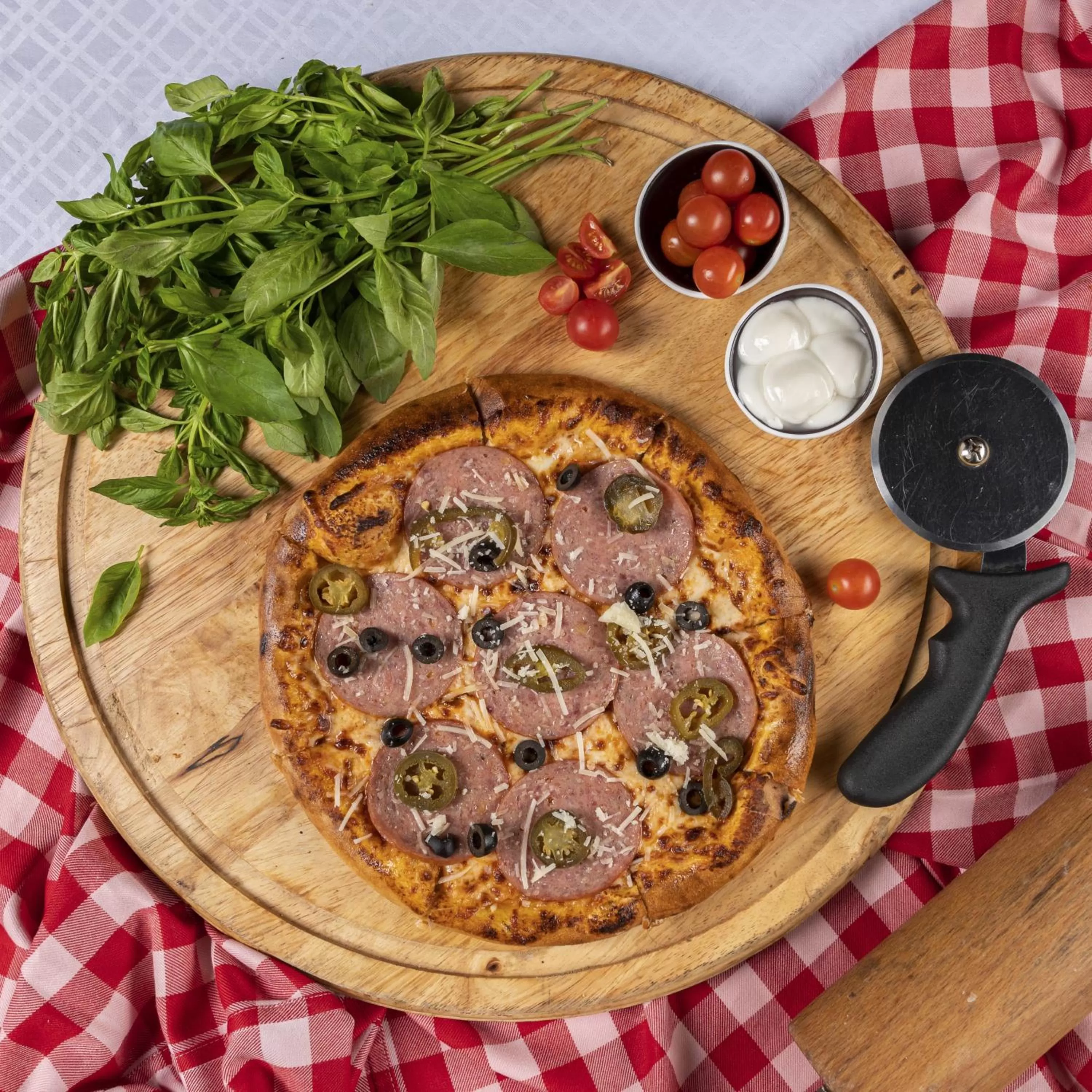 Restaurant/places to eat in Crowne Plaza Dubai Deira by IHG