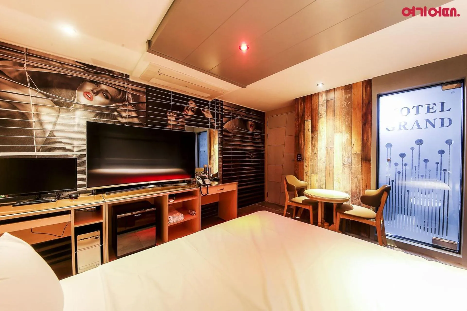 Photo of the whole room in Goodstay Grand Motel Chuncheon