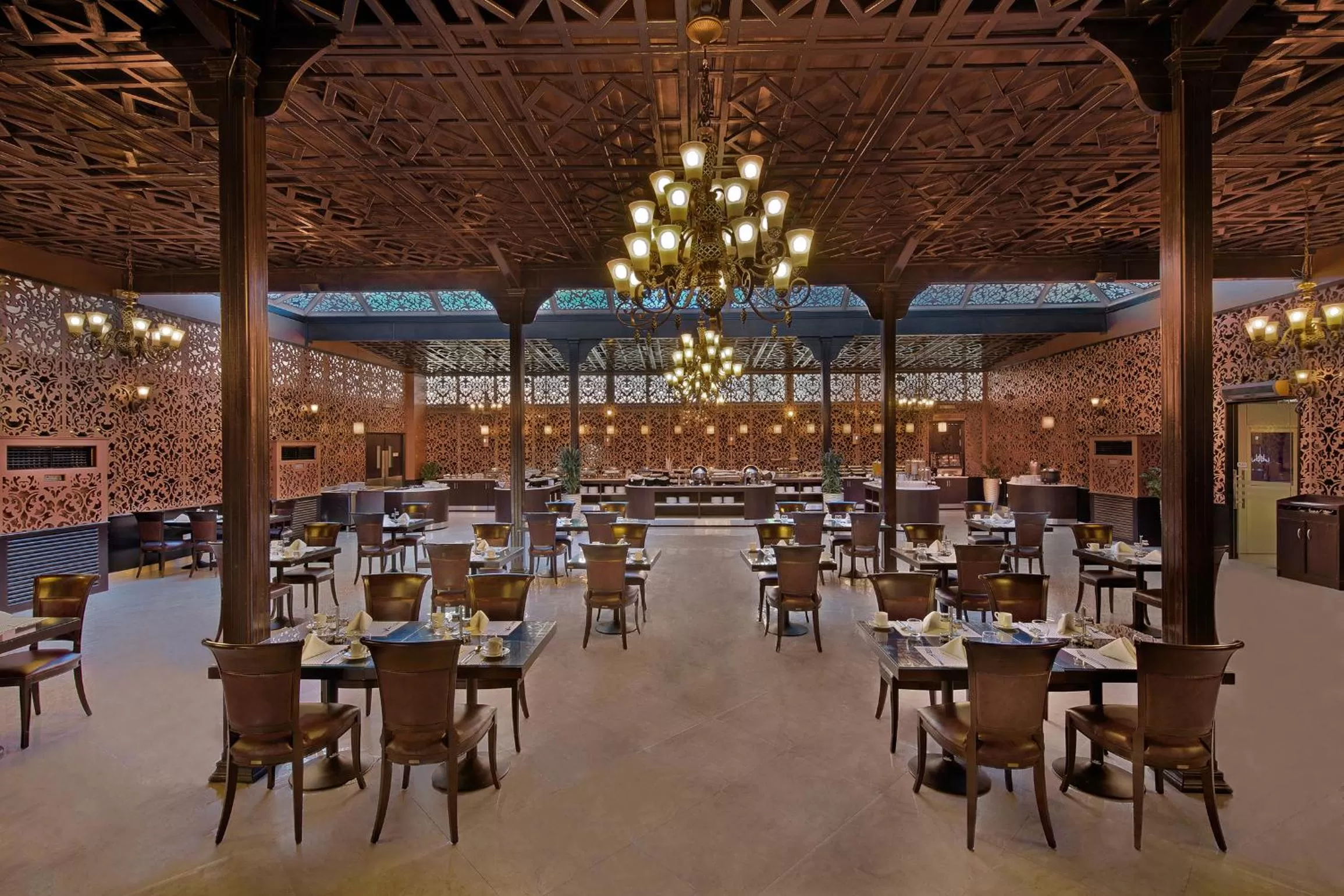 Restaurant/places to eat in Ezdan Hotel West Bay