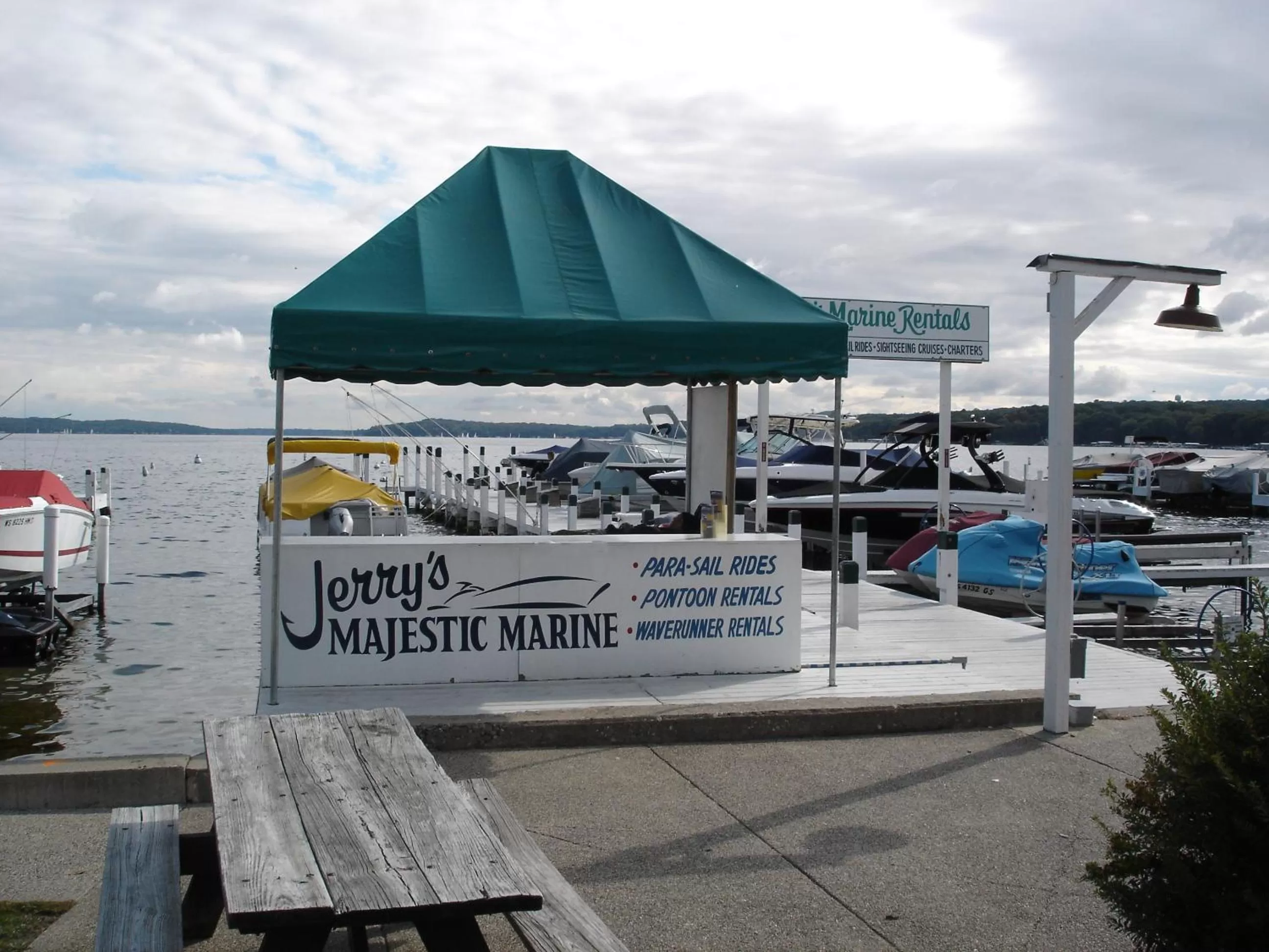 Patio in Fontana Village Inn