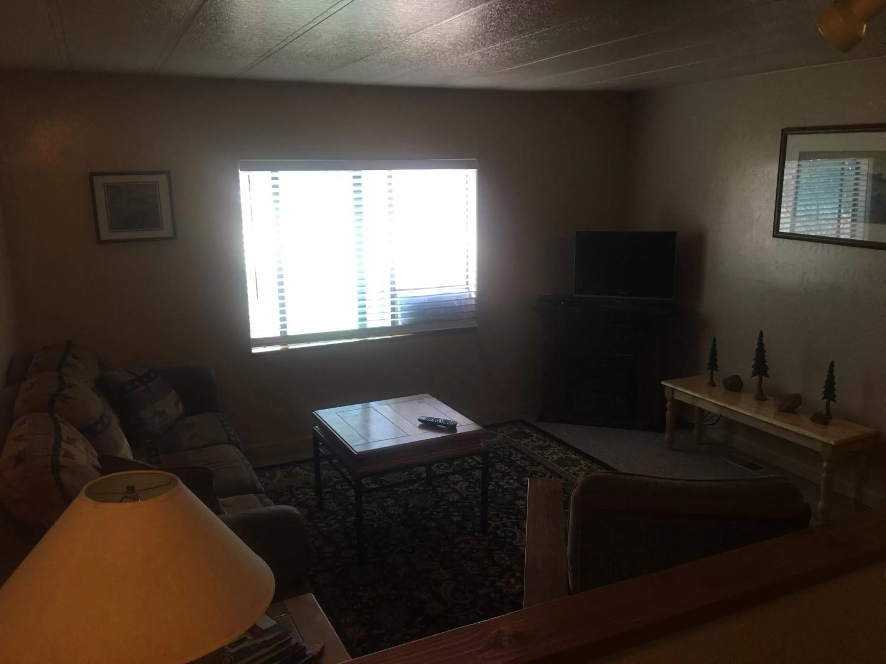 Seating Area in Rainbows End Fishing Resort