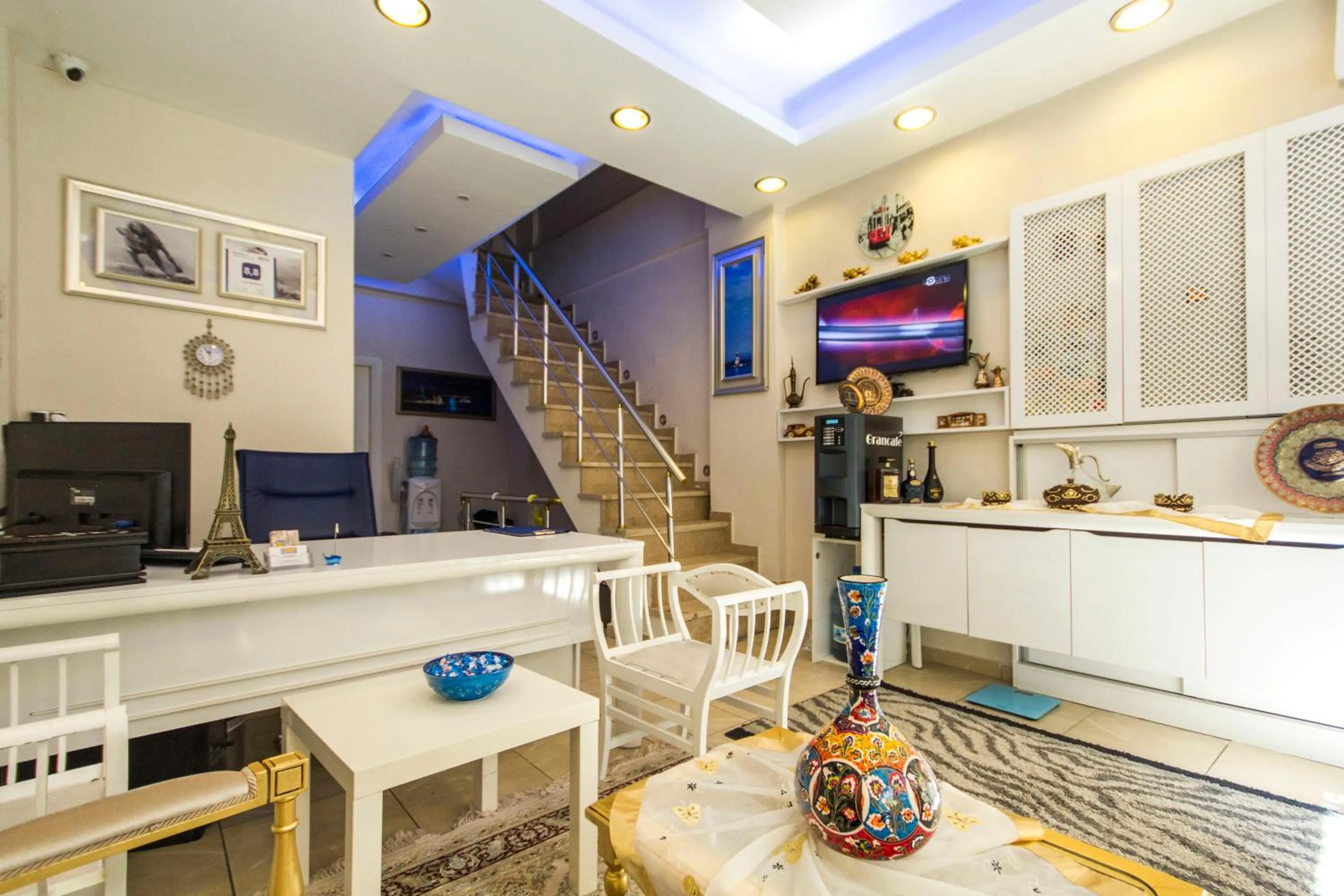 Lobby or reception in Lemon Residence