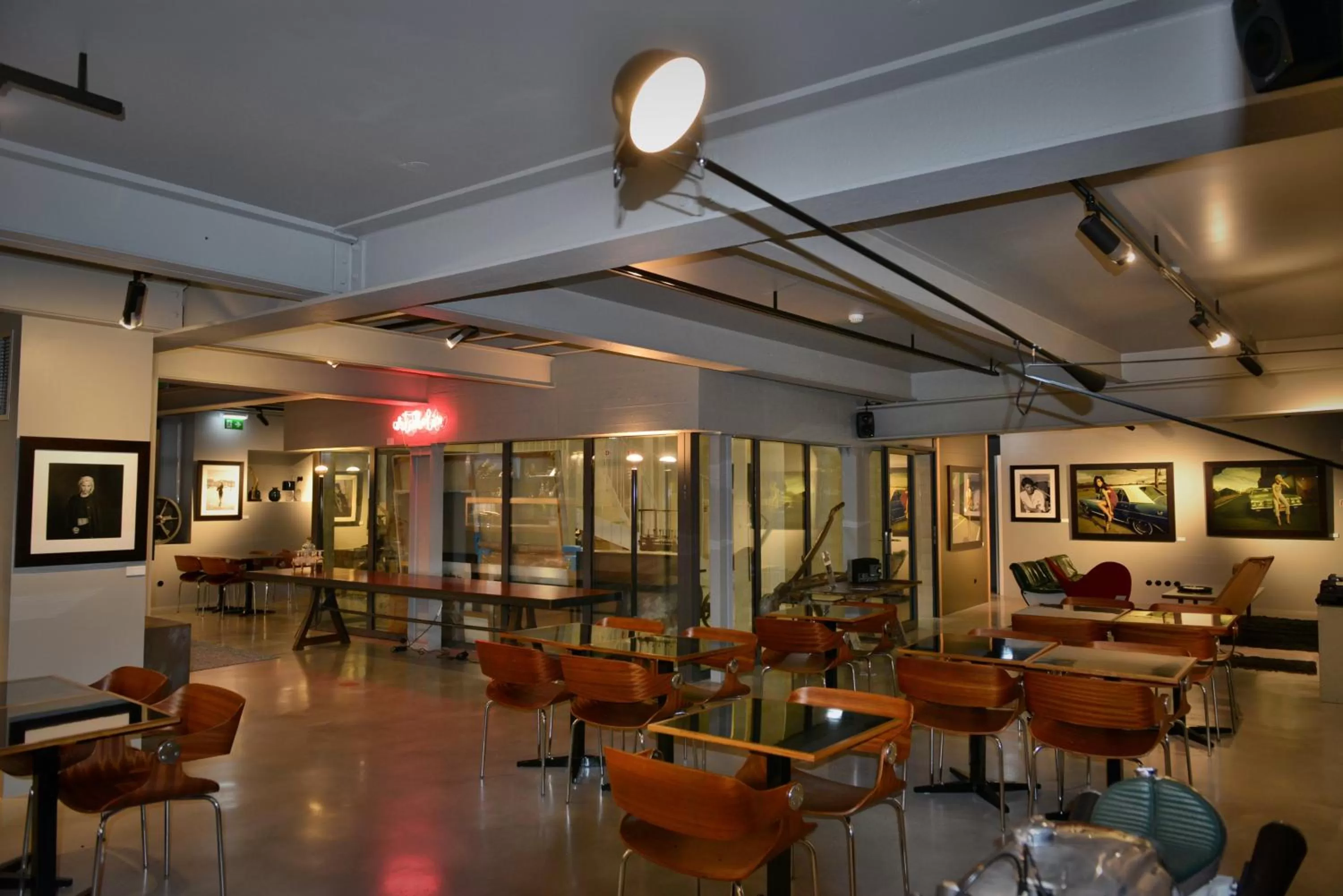 Communal lounge/ TV room in Raw Culture Art & Lofts Bairro Alto