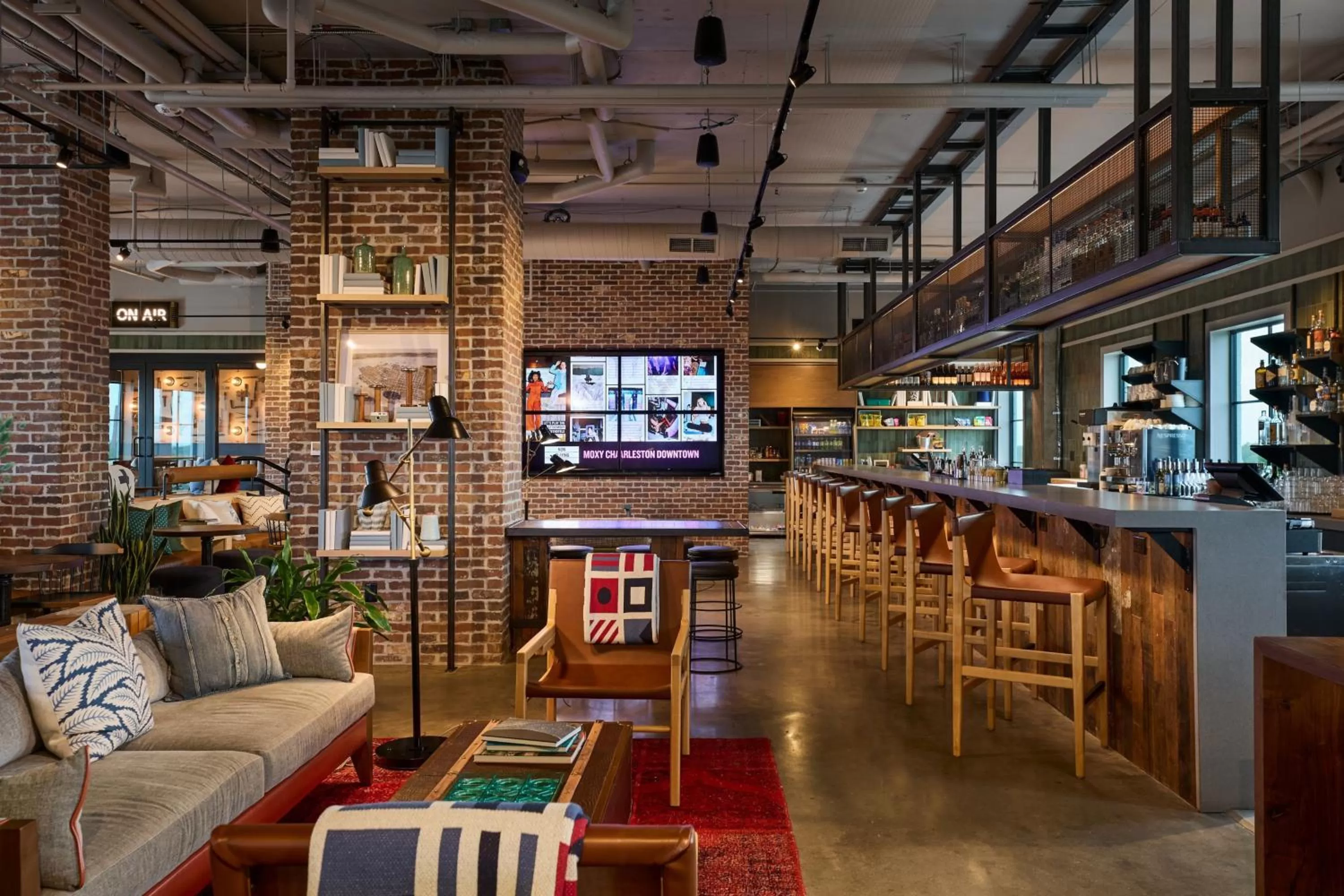 Restaurant/places to eat in Moxy Charleston Downtown