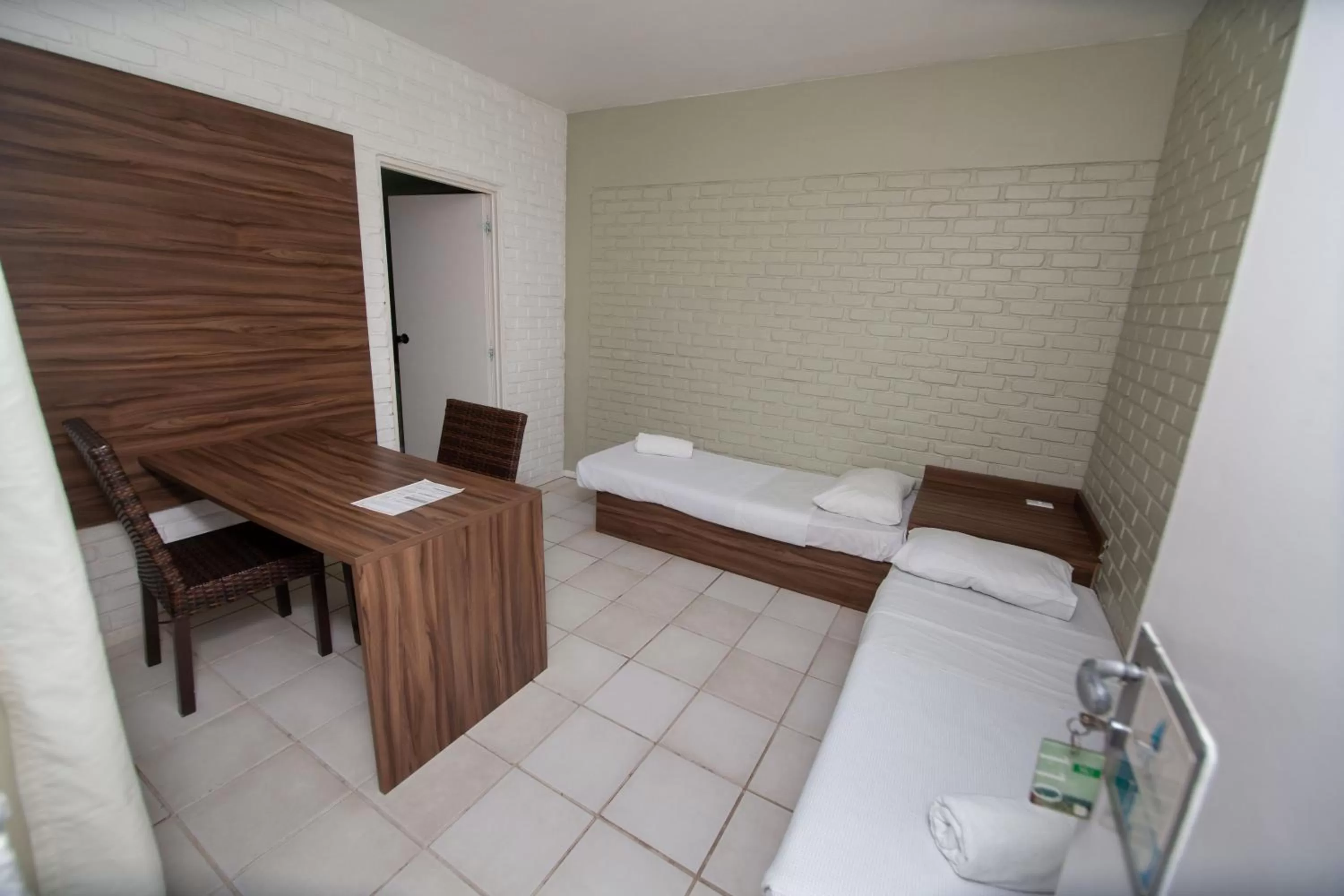 Balcony/Terrace, Bed in Portogalo Suite Hotel