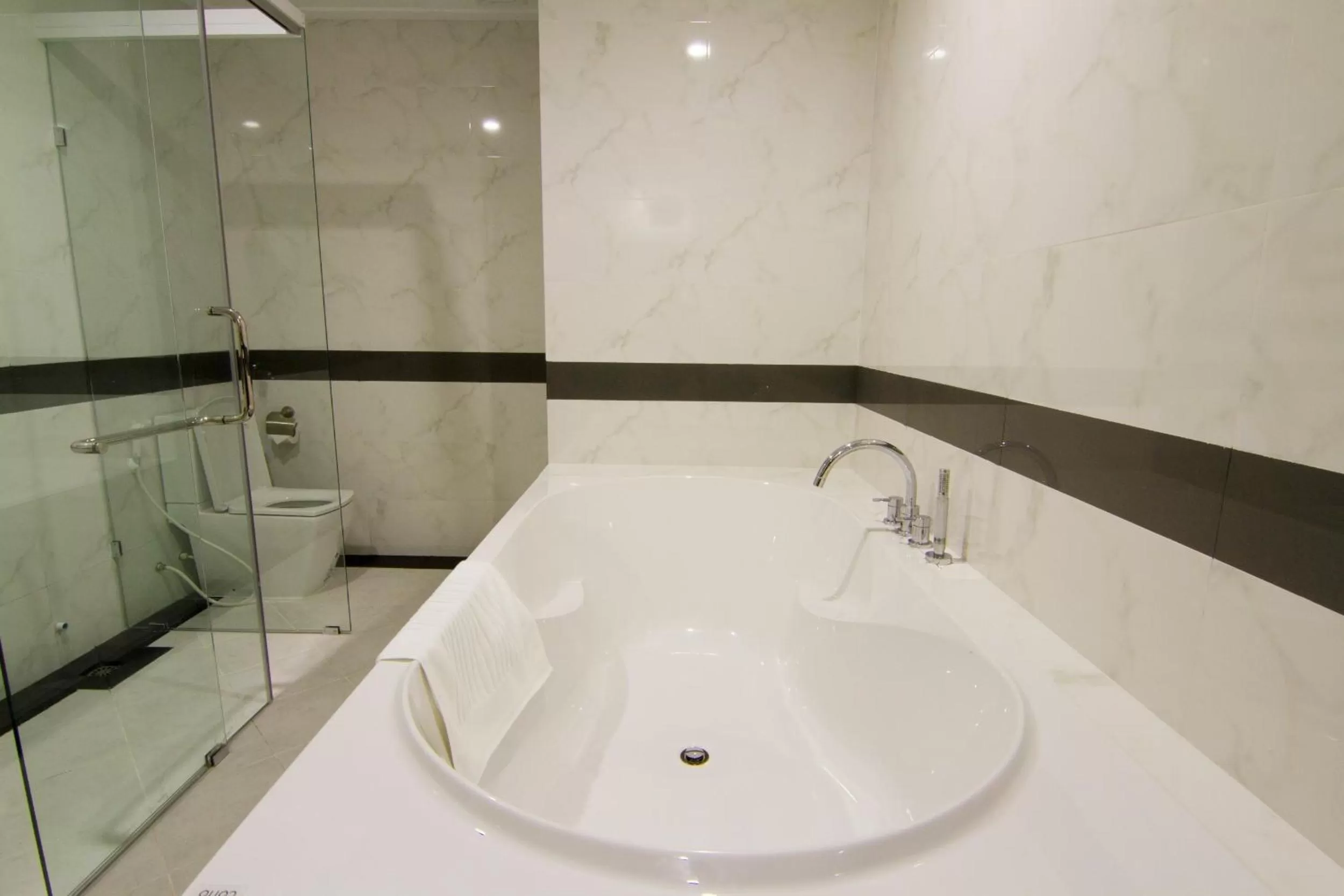 Shower in Rose Emerald Hotel