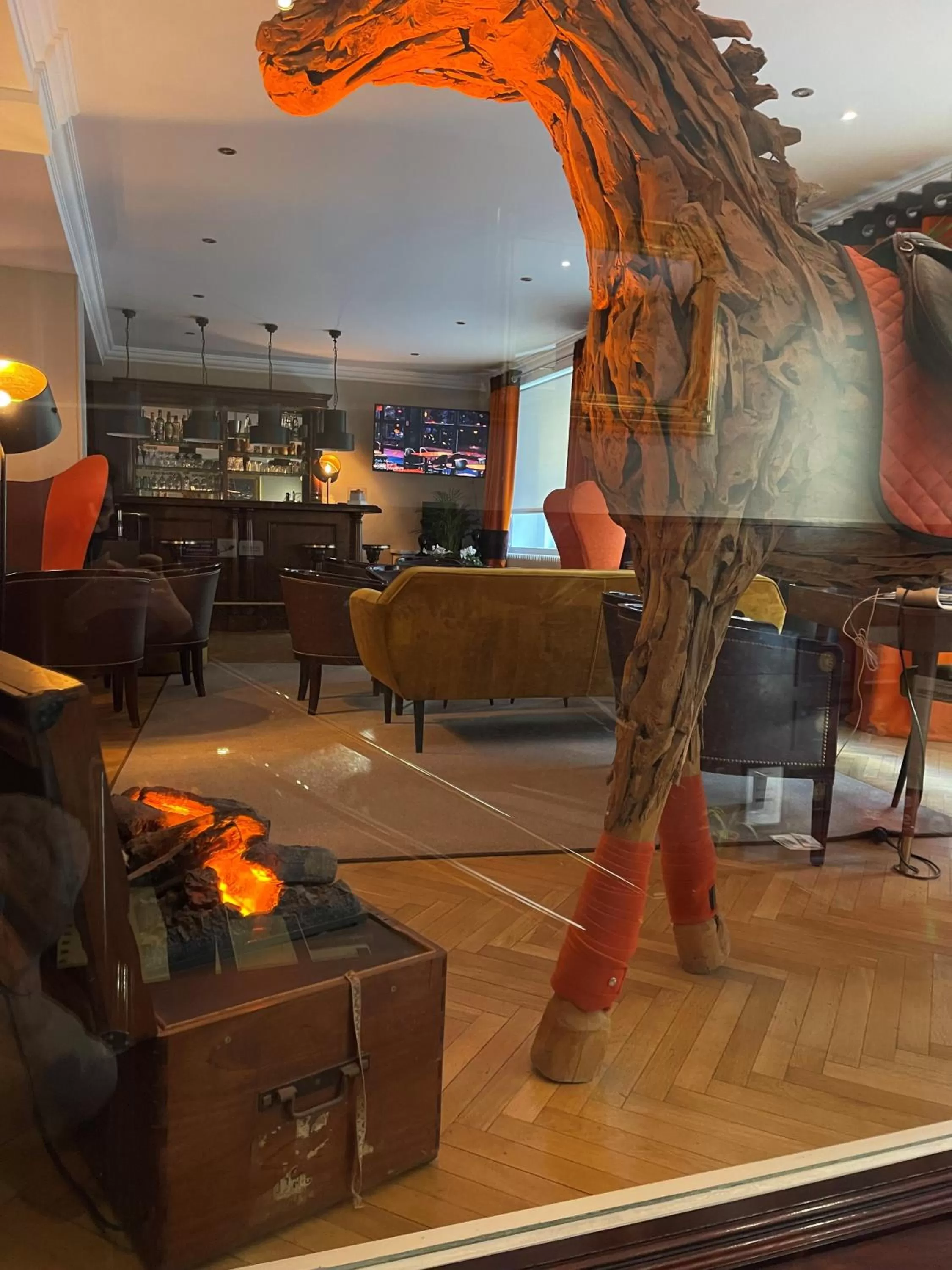 Communal lounge/ TV room in Maison LUTETIA R