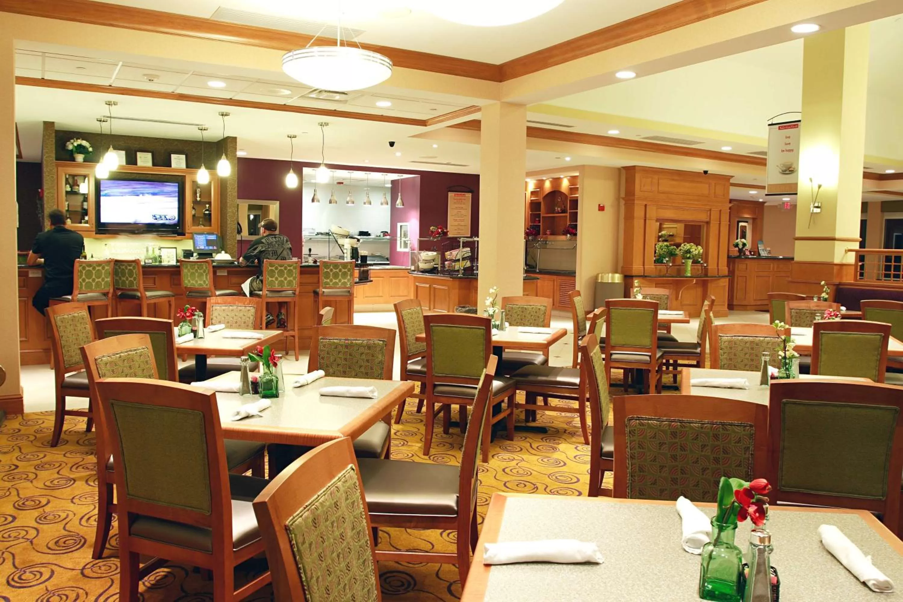 Lounge or bar in Hilton Garden Inn Chesapeake/Suffolk