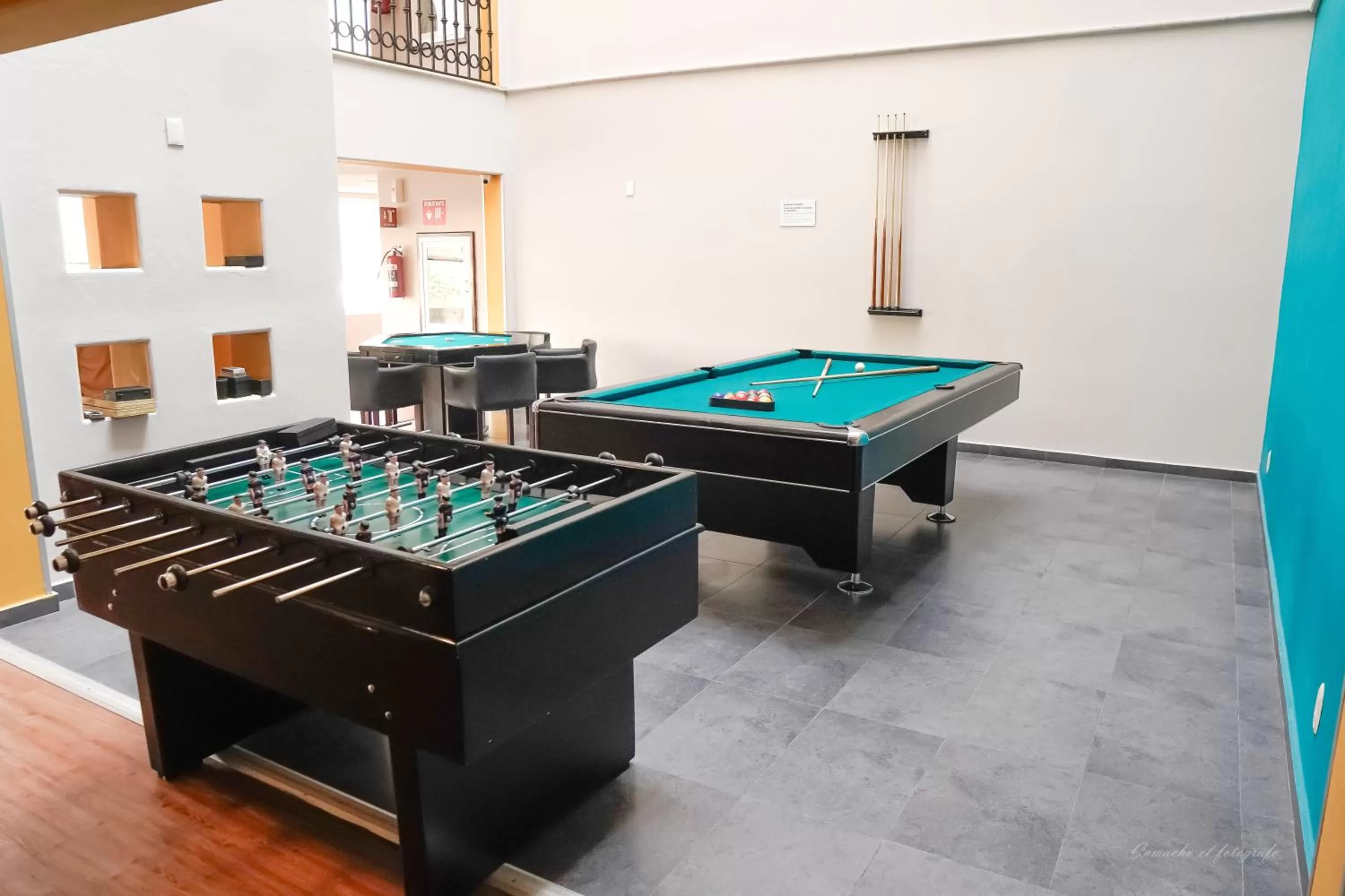 Game Room in Sierra Suites By HP Hotels