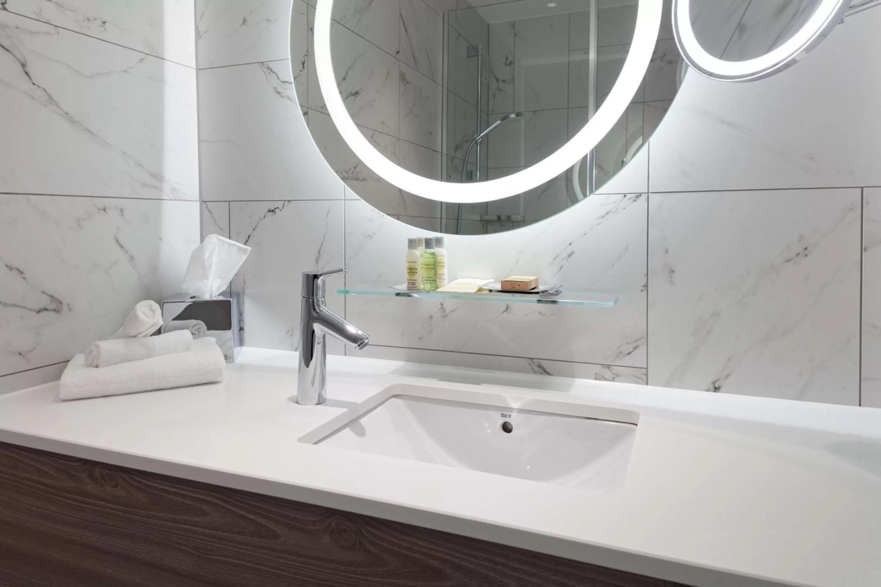 Bathroom in DoubleTree by Hilton Bath