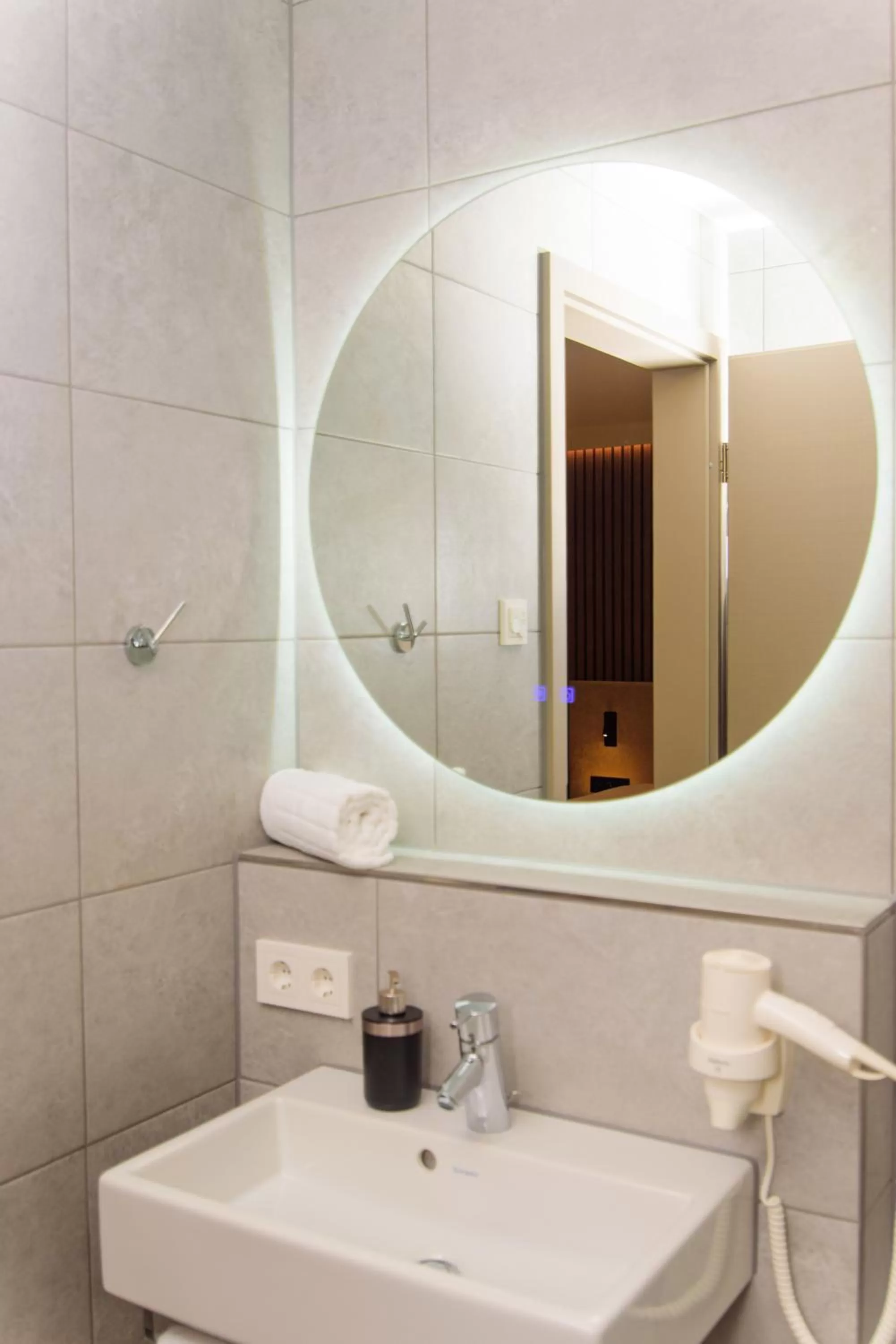 Bathroom in Hotel TwentyFour Living