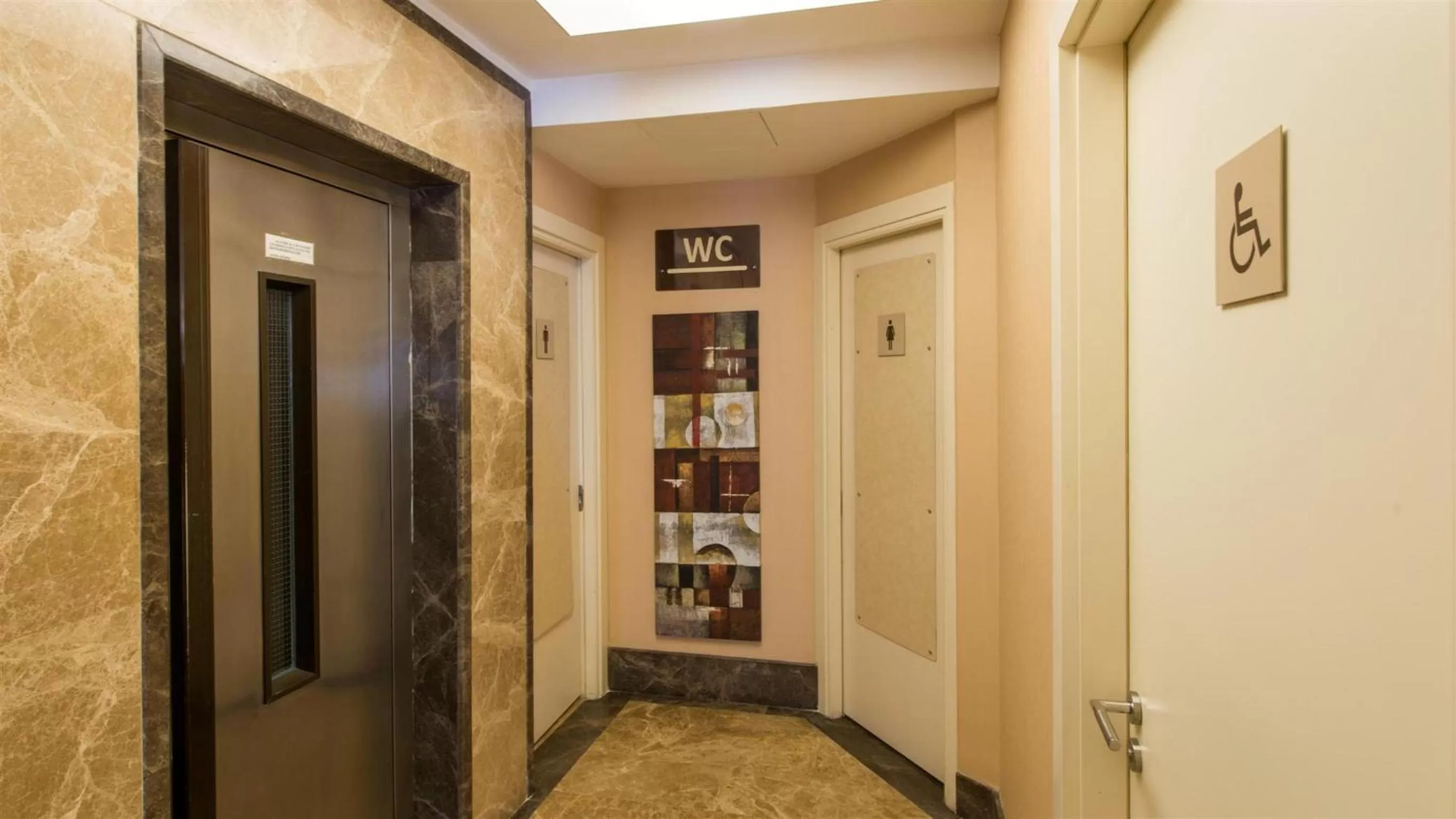 Lobby or reception in Prestige Hotel Old City