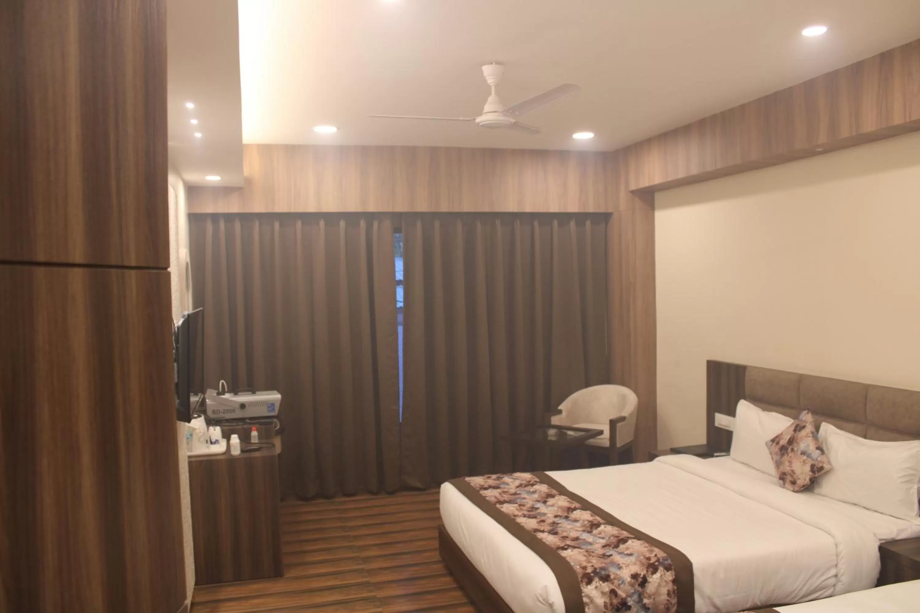 Bed in Hotel Malisca