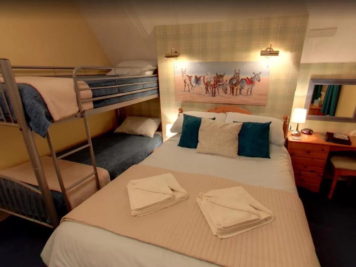 Standard Family Room in Athol House